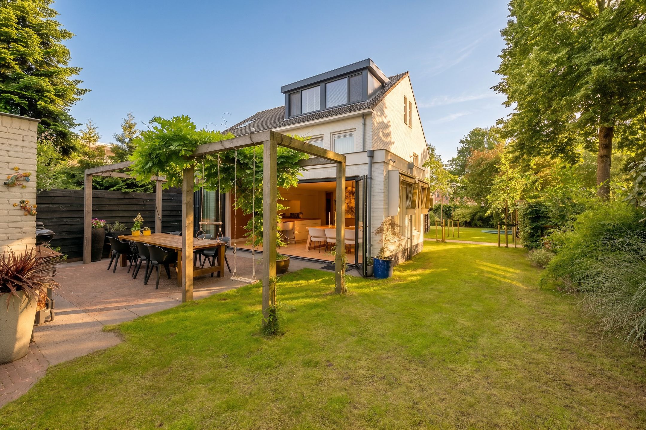 Foto van Trompstraat 2, Huizen