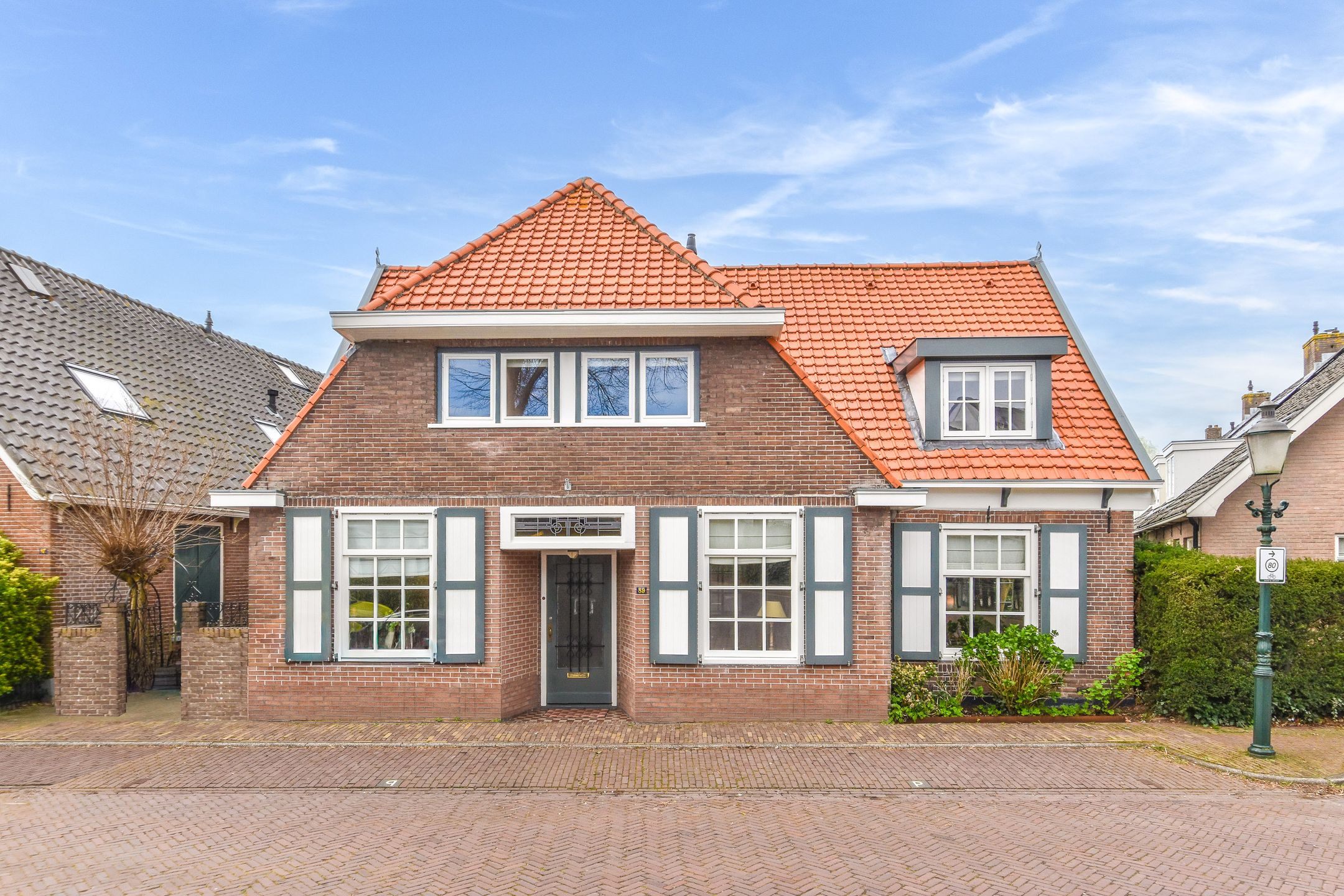 Foto van Achterbaan 89, Huizen