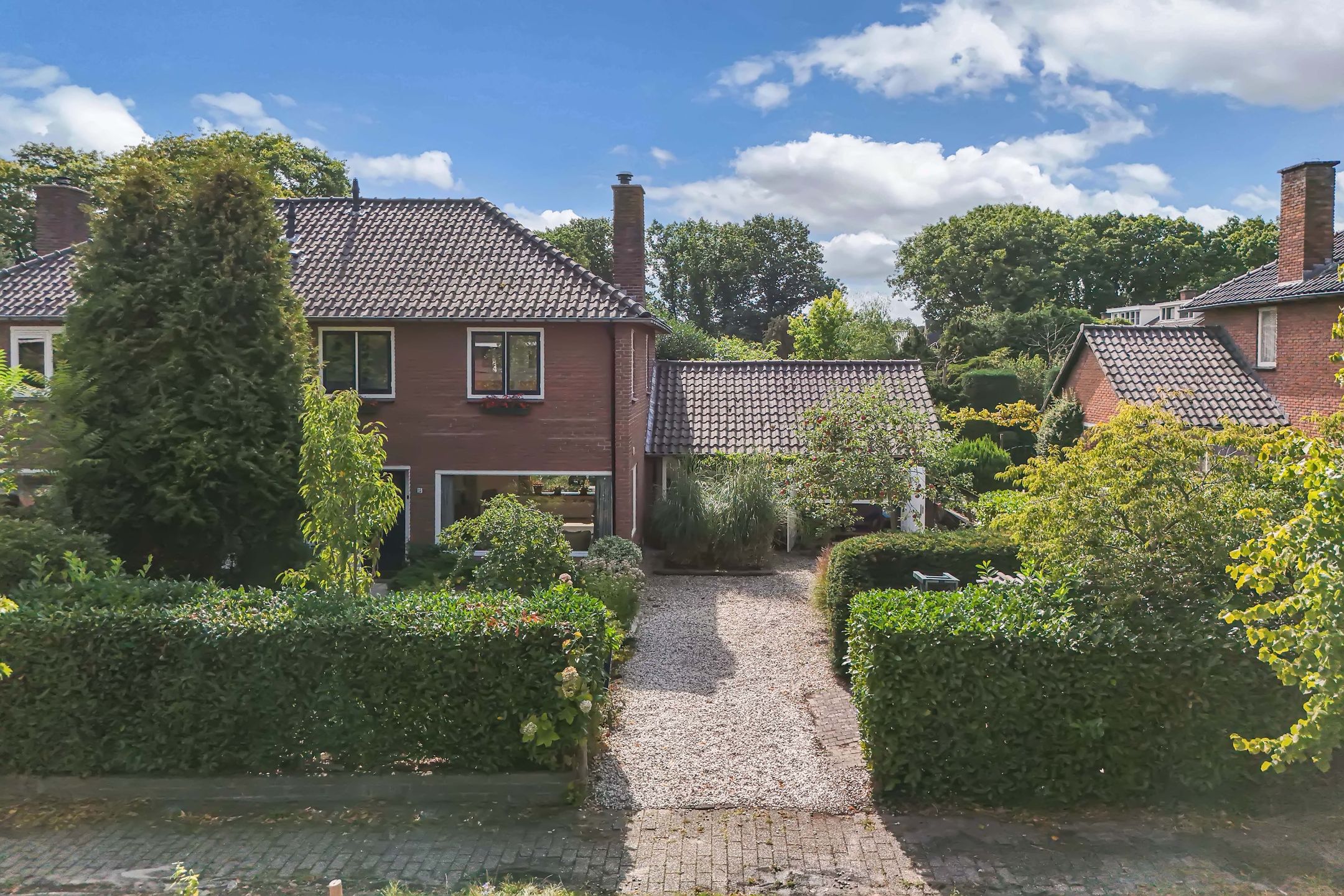 Foto van Nieuwe Bussummerweg 15, Huizen
