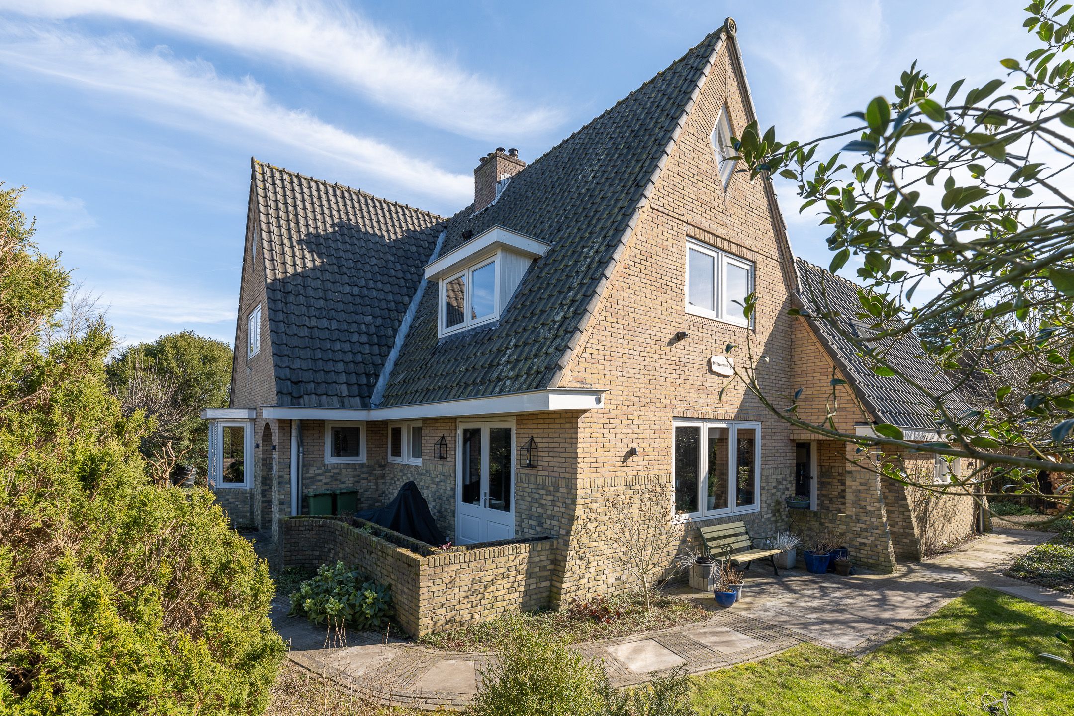 Foto van Nieuwe Bussummerweg 105, Huizen