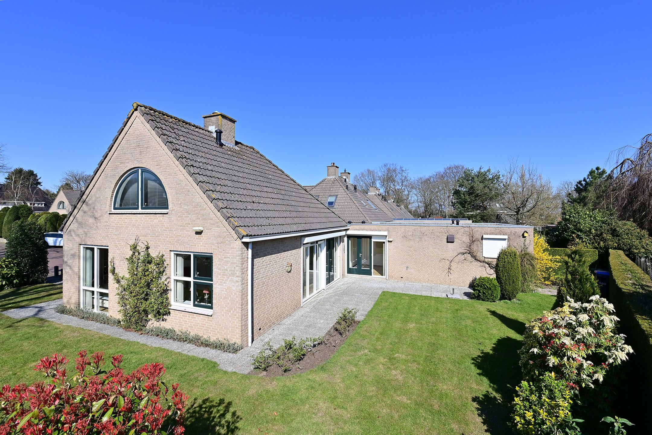 Foto van Dr. Willem Dreeslaan 15, Huizen