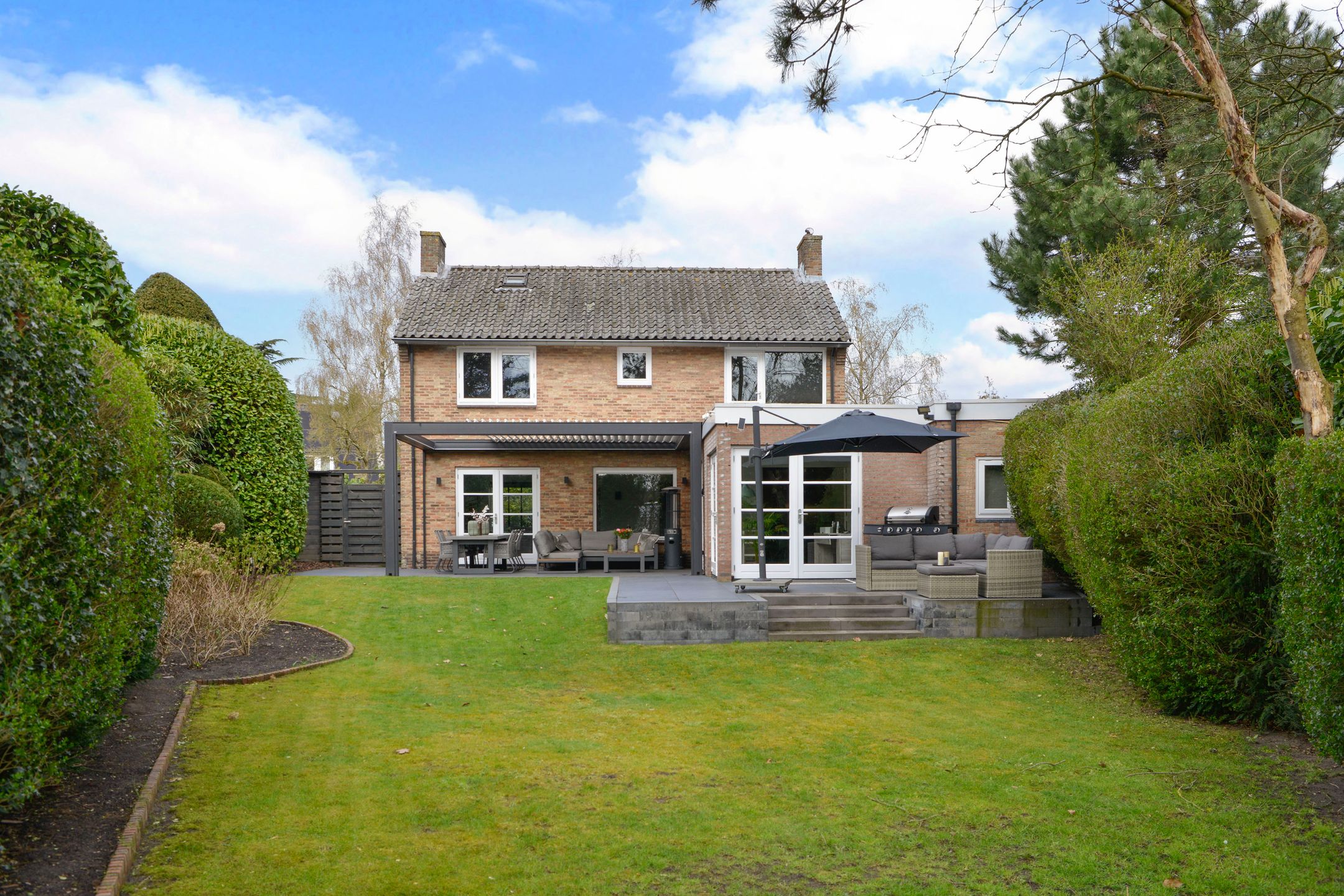 Foto van Bachlaan 5, Huizen