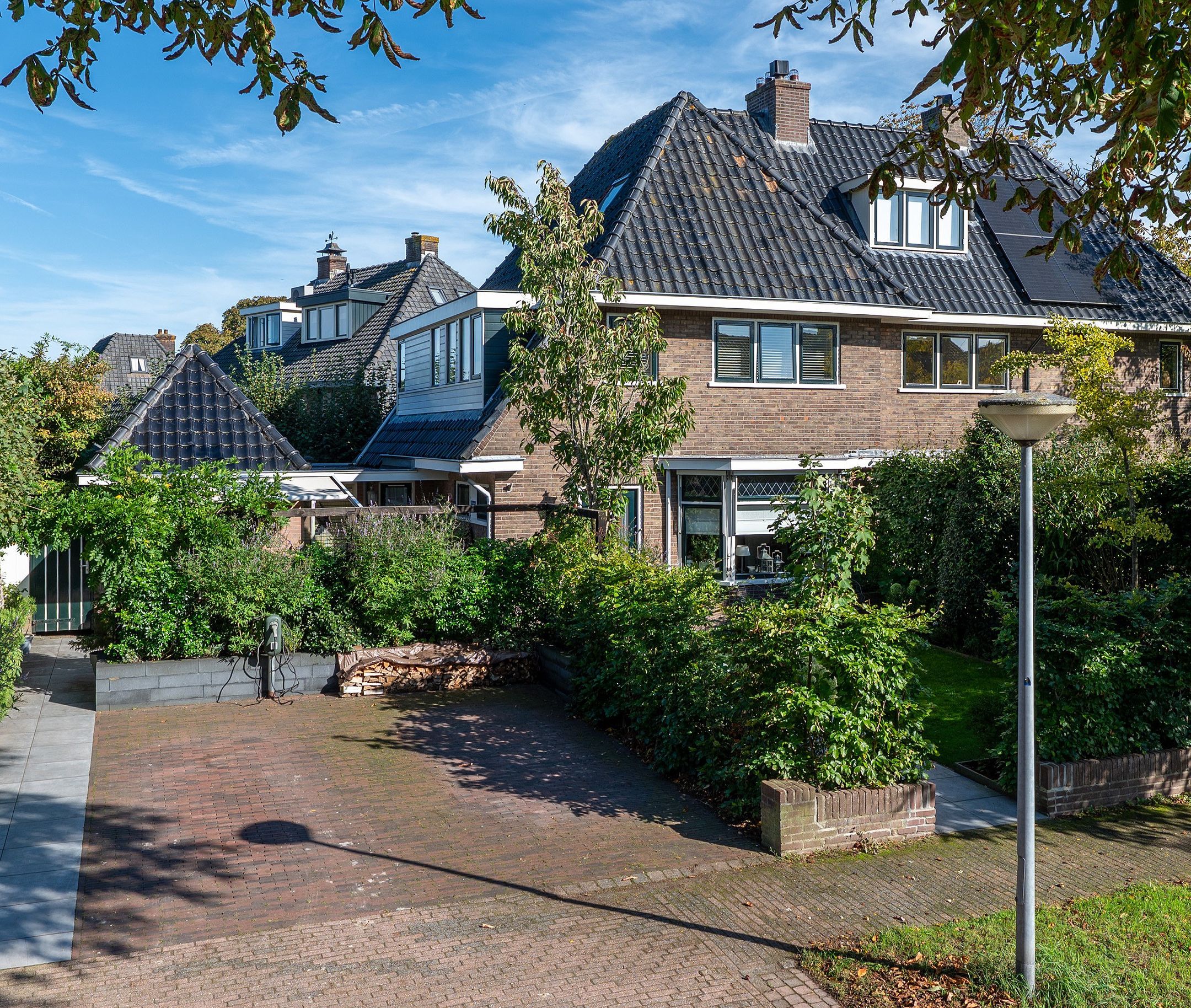 Foto van Lage Laarderweg 11, Huizen