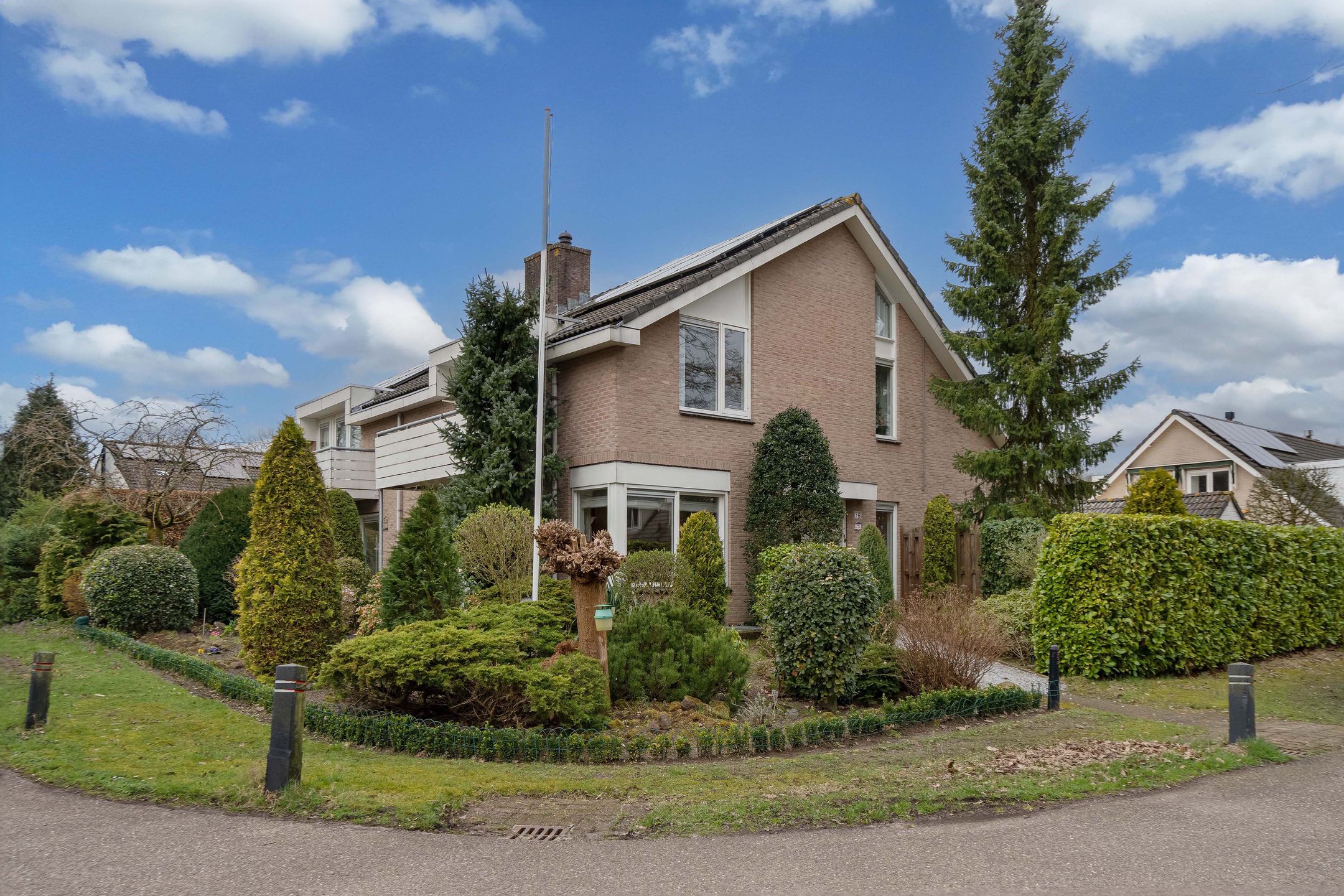 Foto van Piersonlaan 16, Huizen