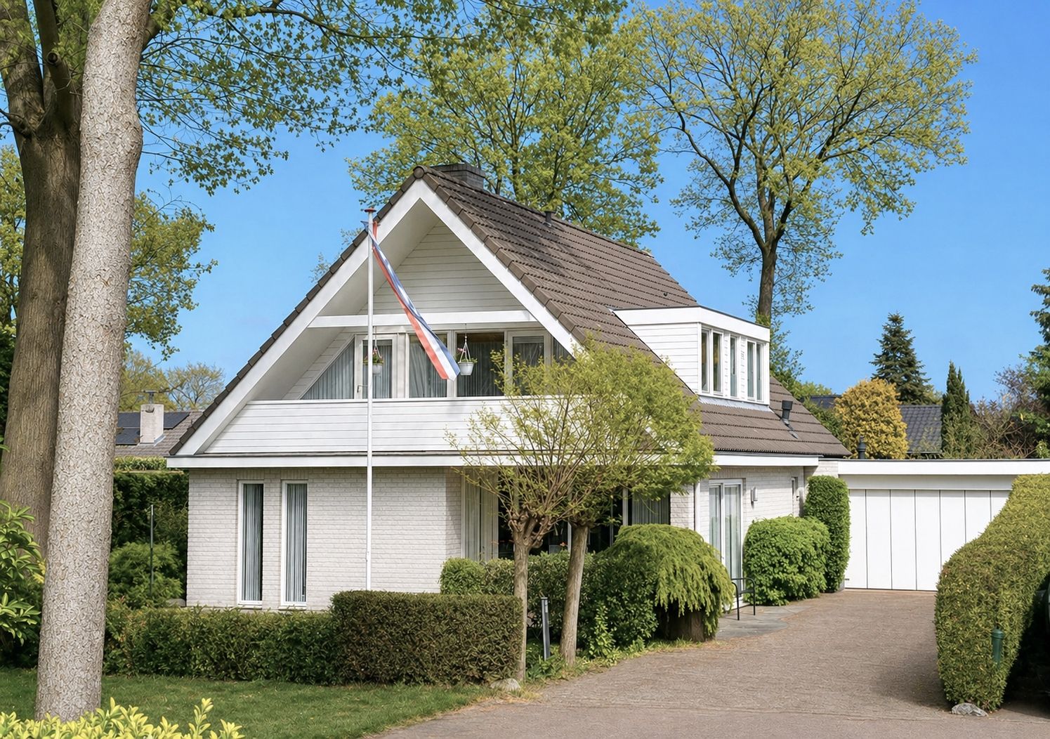 Foto van Van Driellaan 7, Huizen