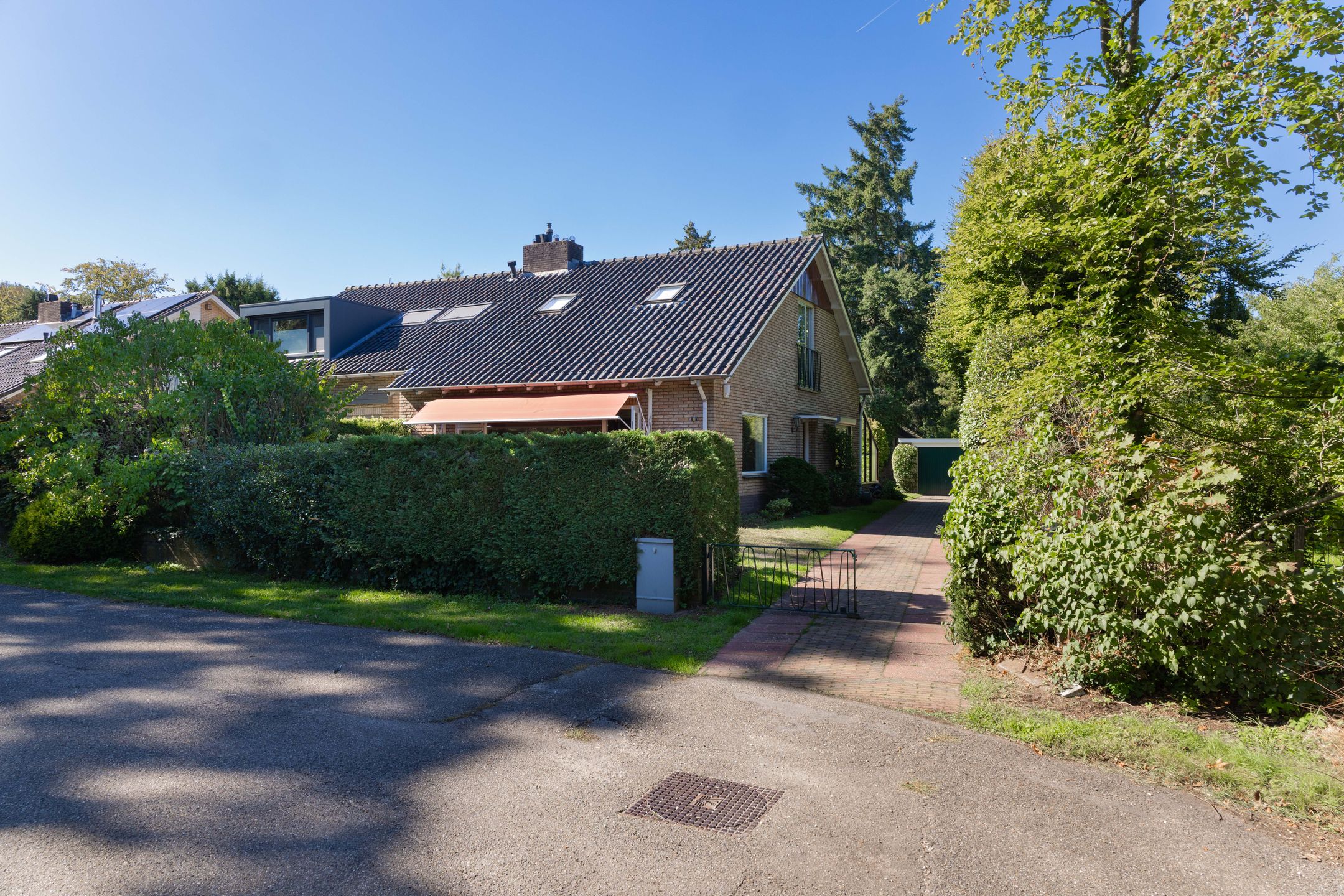 Foto van Drossaardlaan 11, Huizen