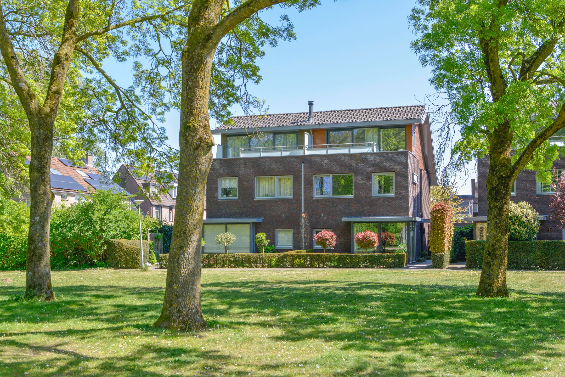 Foto van Hermelijn 8, Huizen