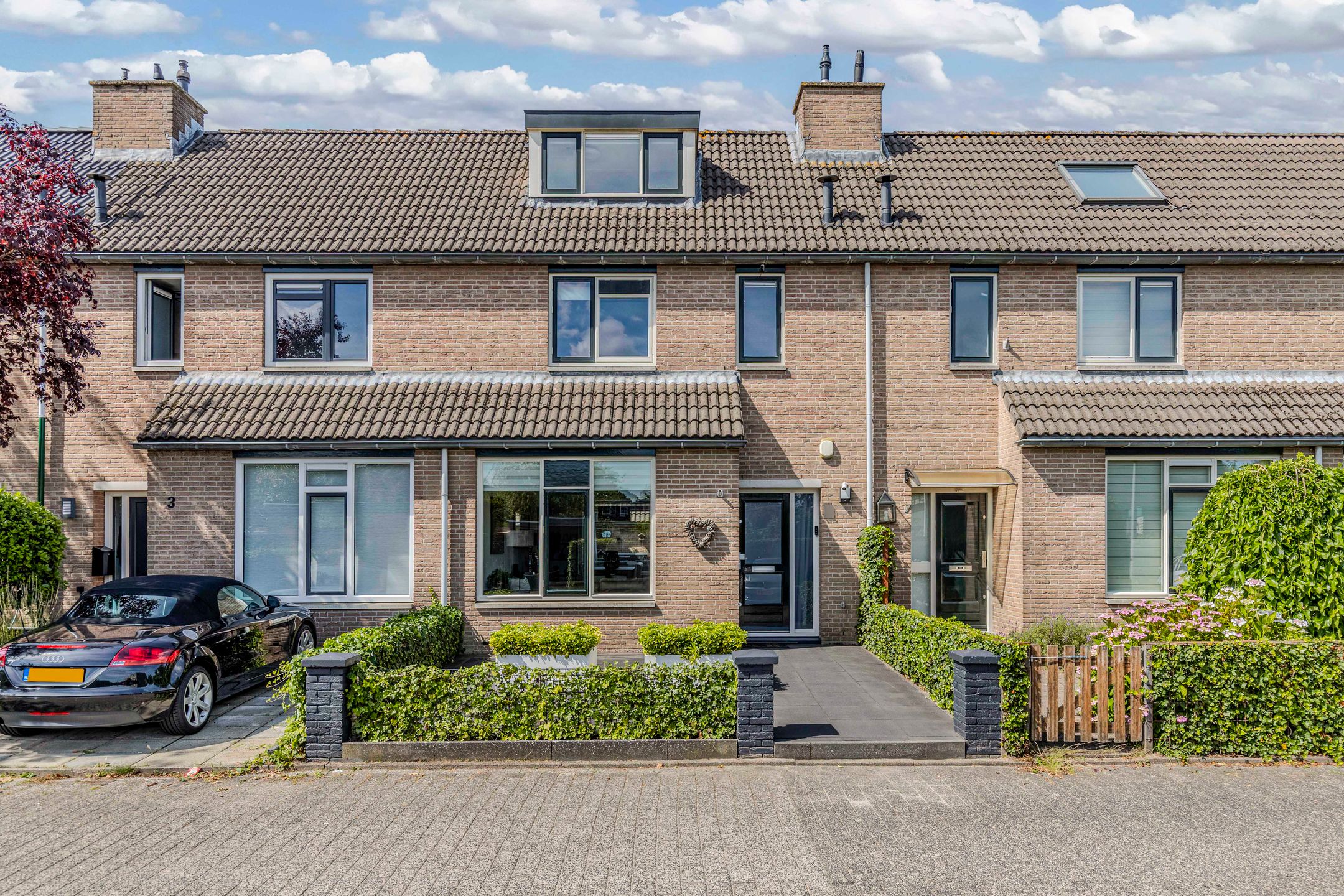 Foto van Vrouwenzand 5, Huizen