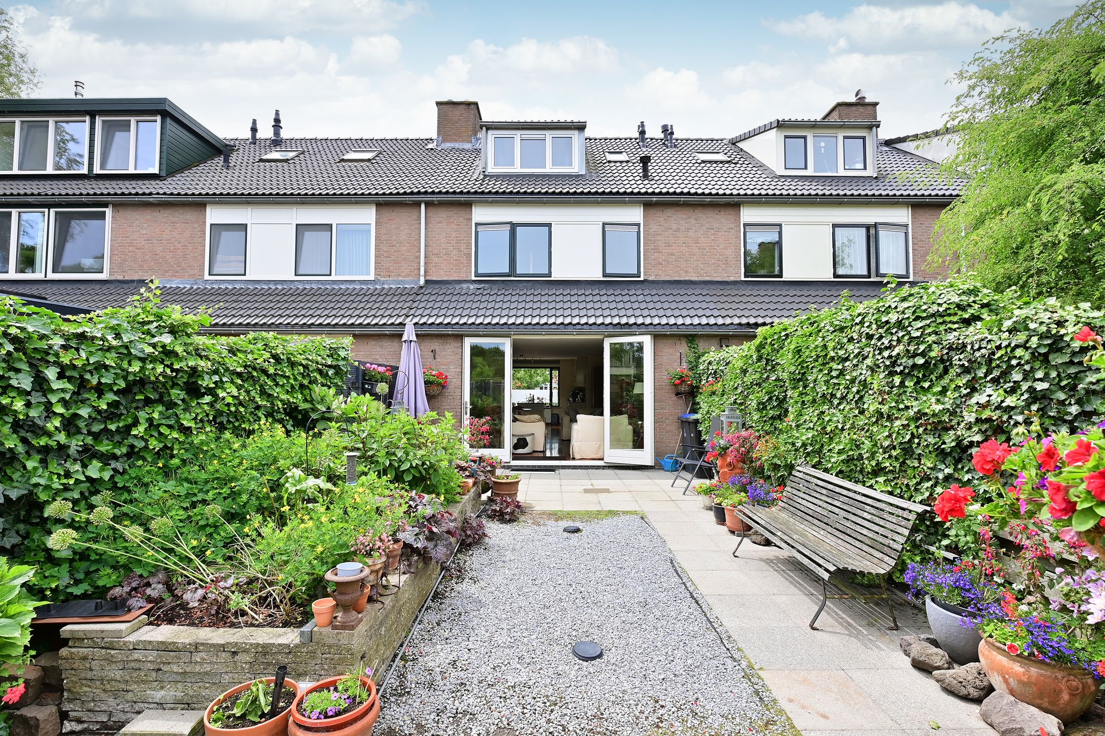 Foto van Oostergo 35, Huizen