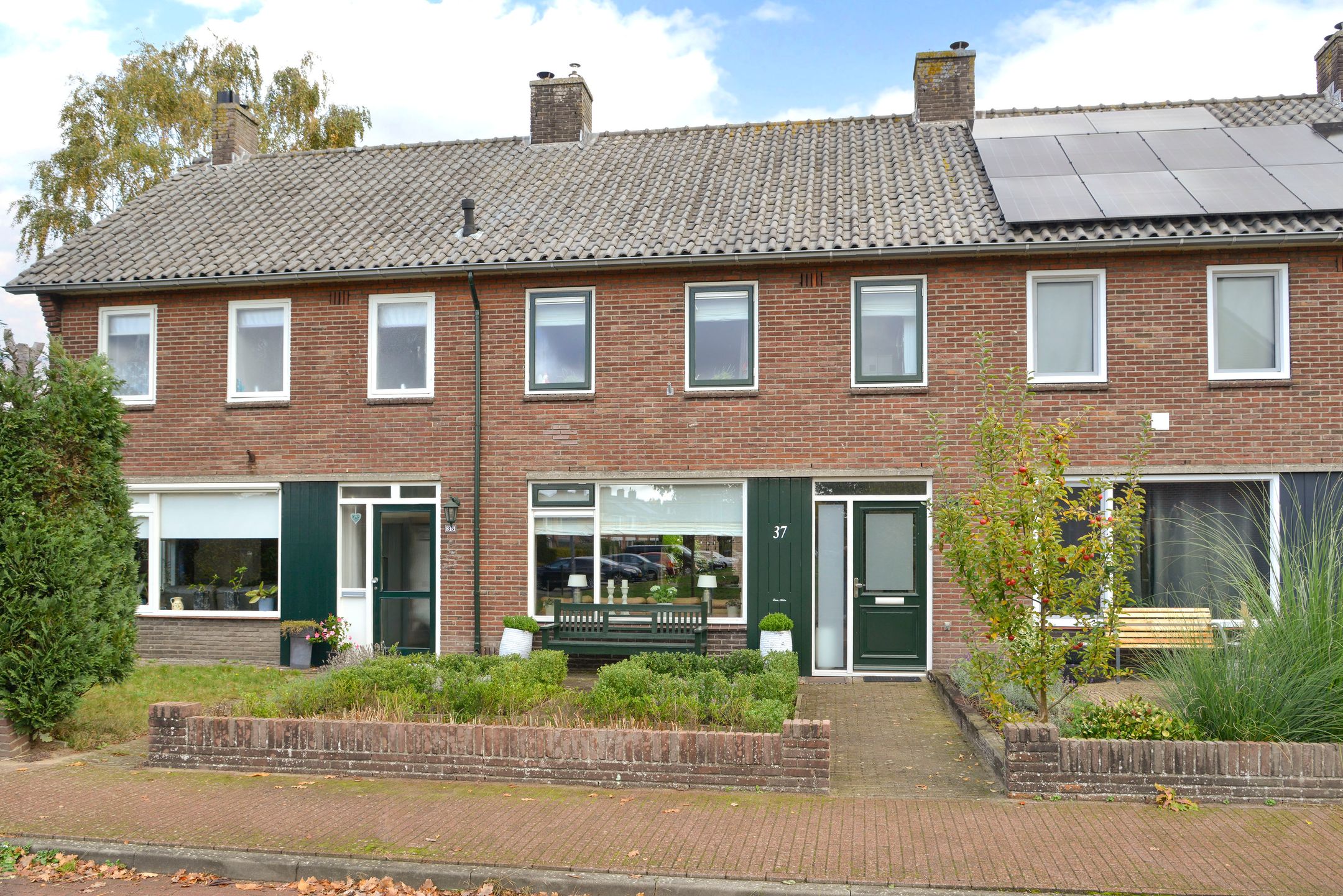 Foto van Radiolaan 37, Huizen