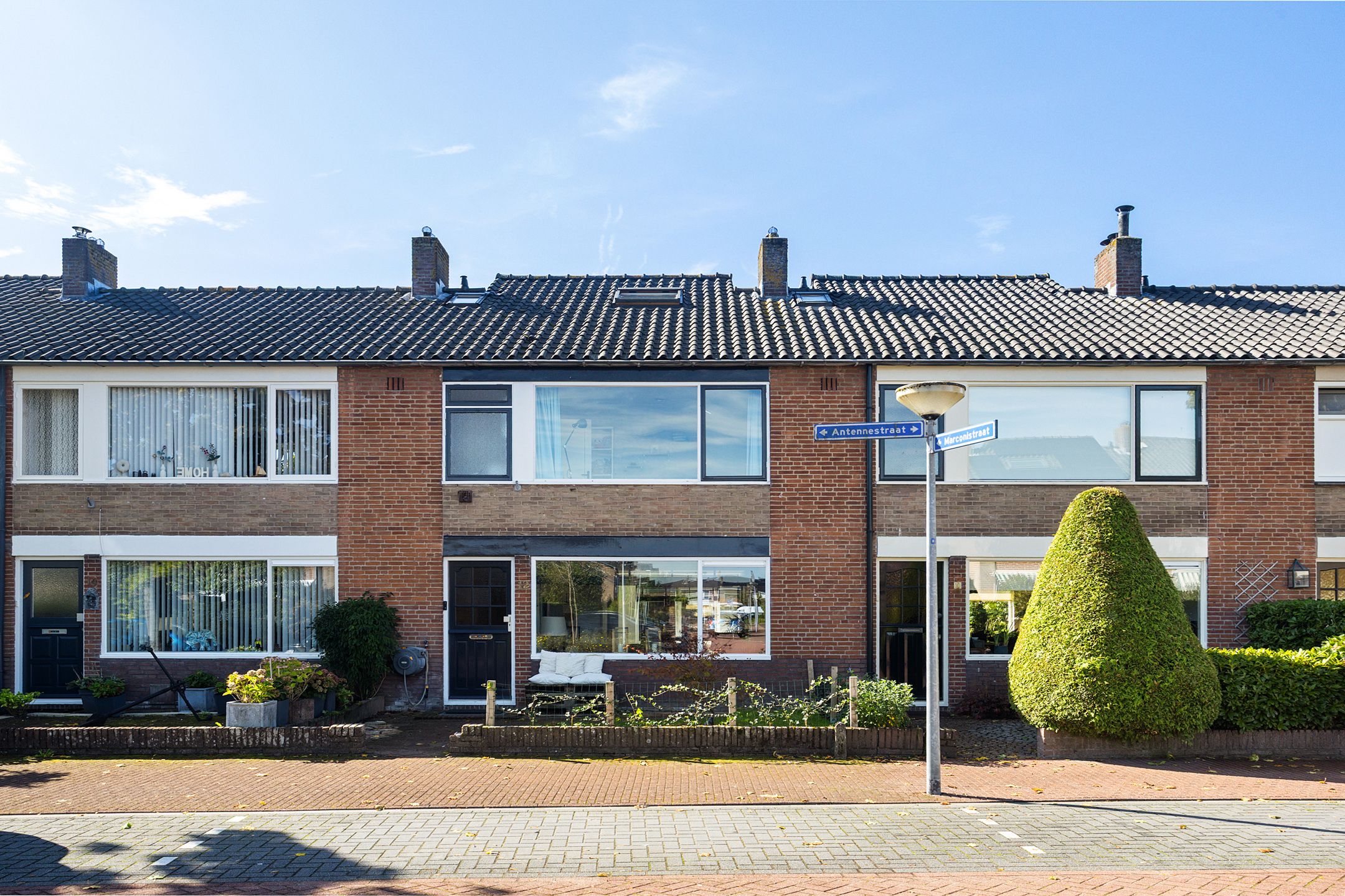 Foto van Antennestraat 12, Huizen
