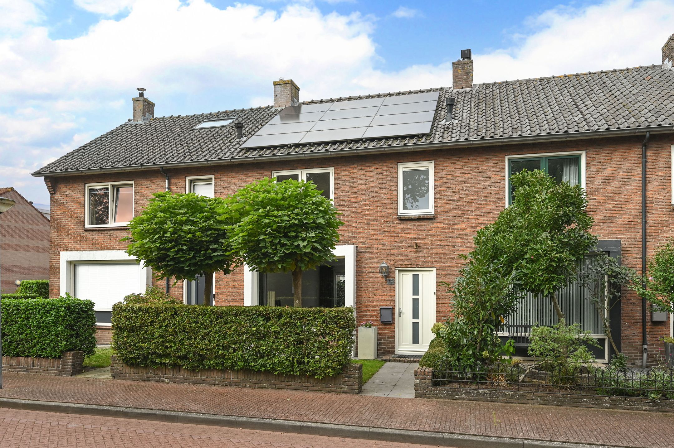 Foto van Rijsbergenweg 44, Huizen