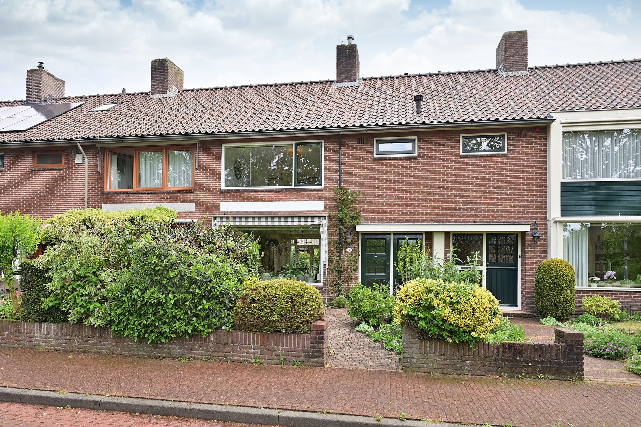 Foto van Dr. Lelylaan 73, Huizen