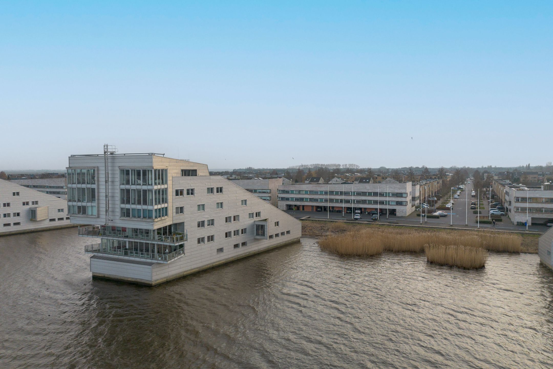 Foto van Gooimeerpromenade 109, Huizen