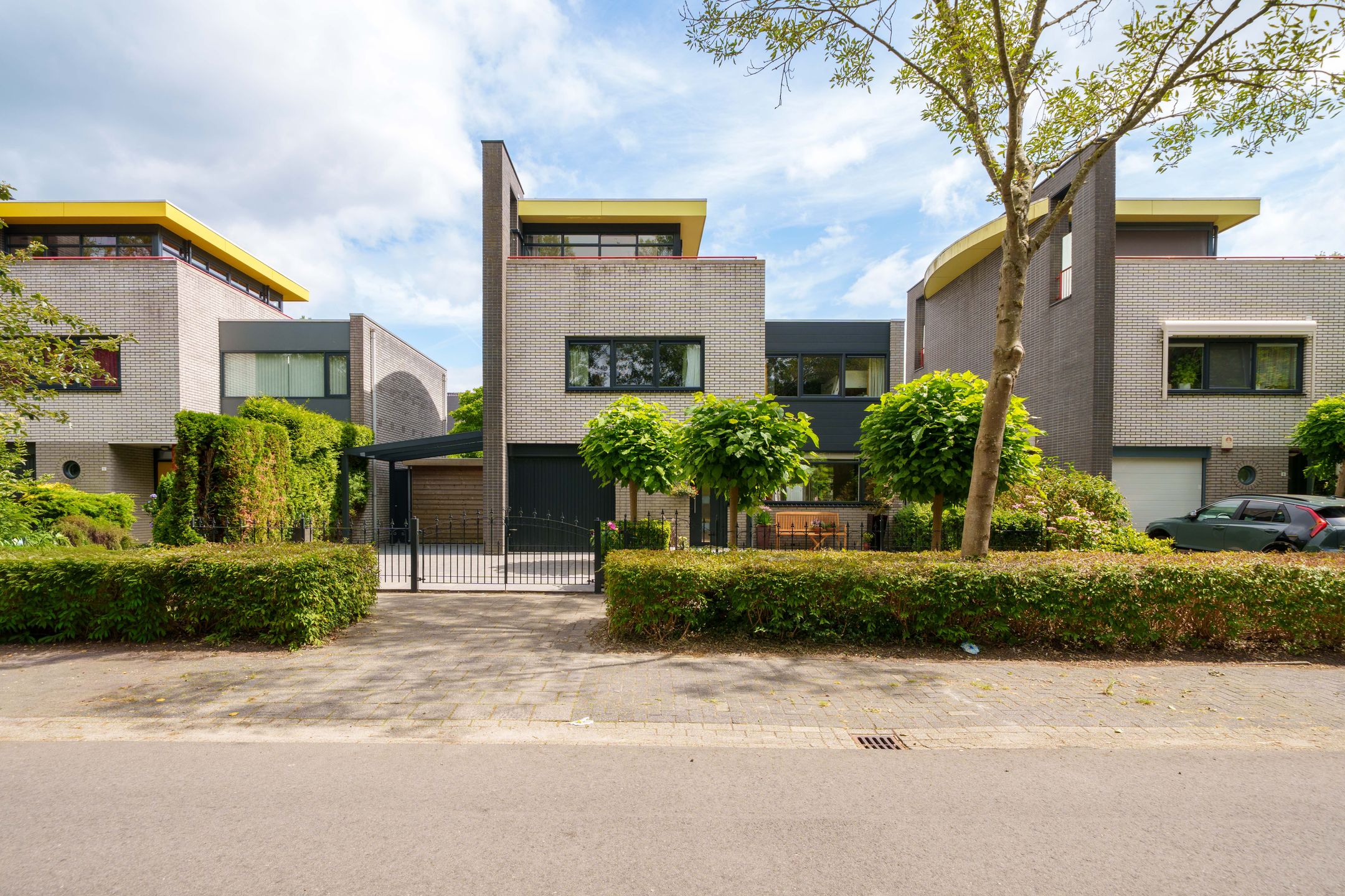 Foto van Youri Egorovweg 7, Almere