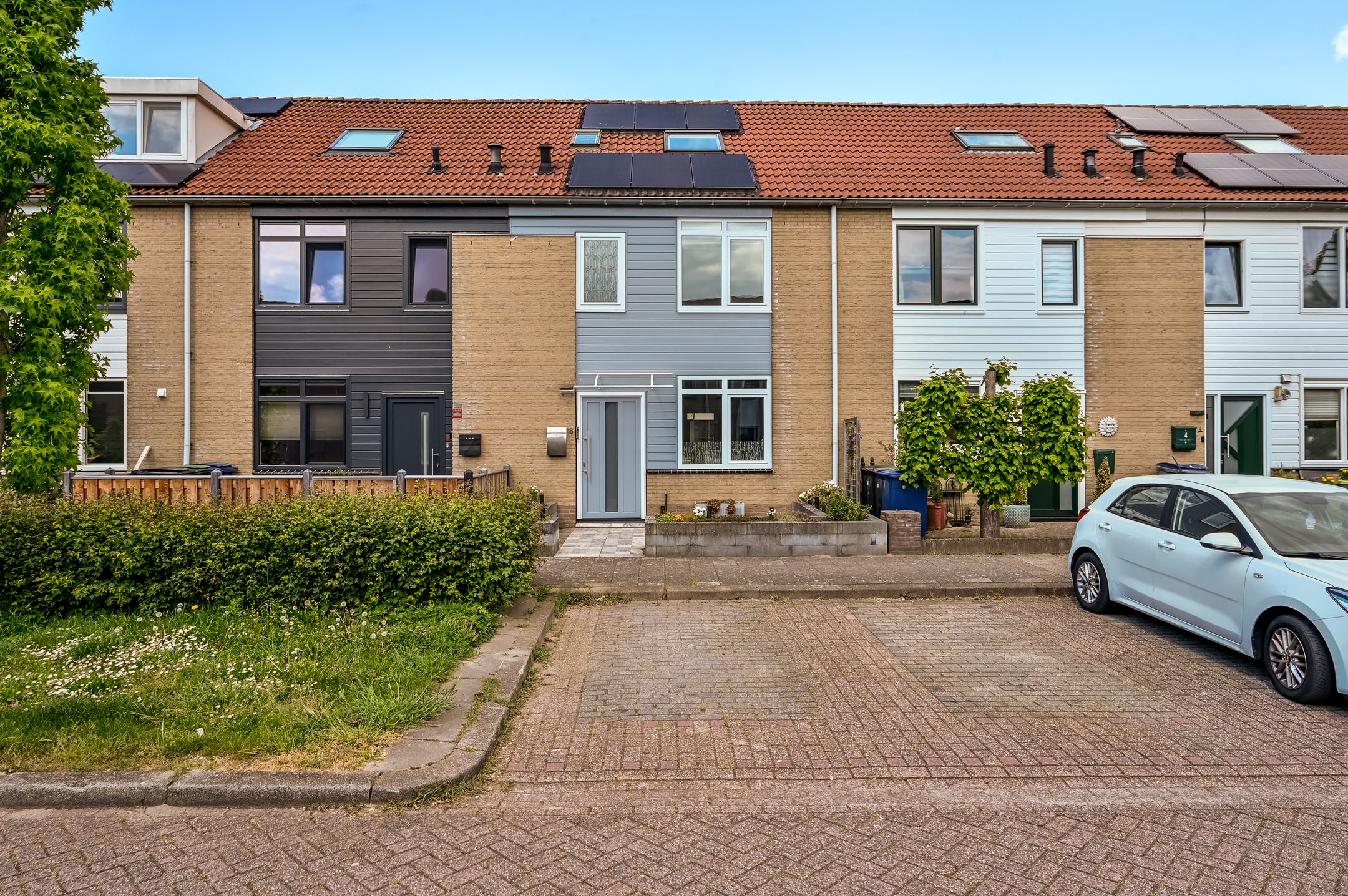 Foto van Gipskruidweg 8, Almere