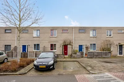 Foto van Rozemarijnstraat 8, Almere