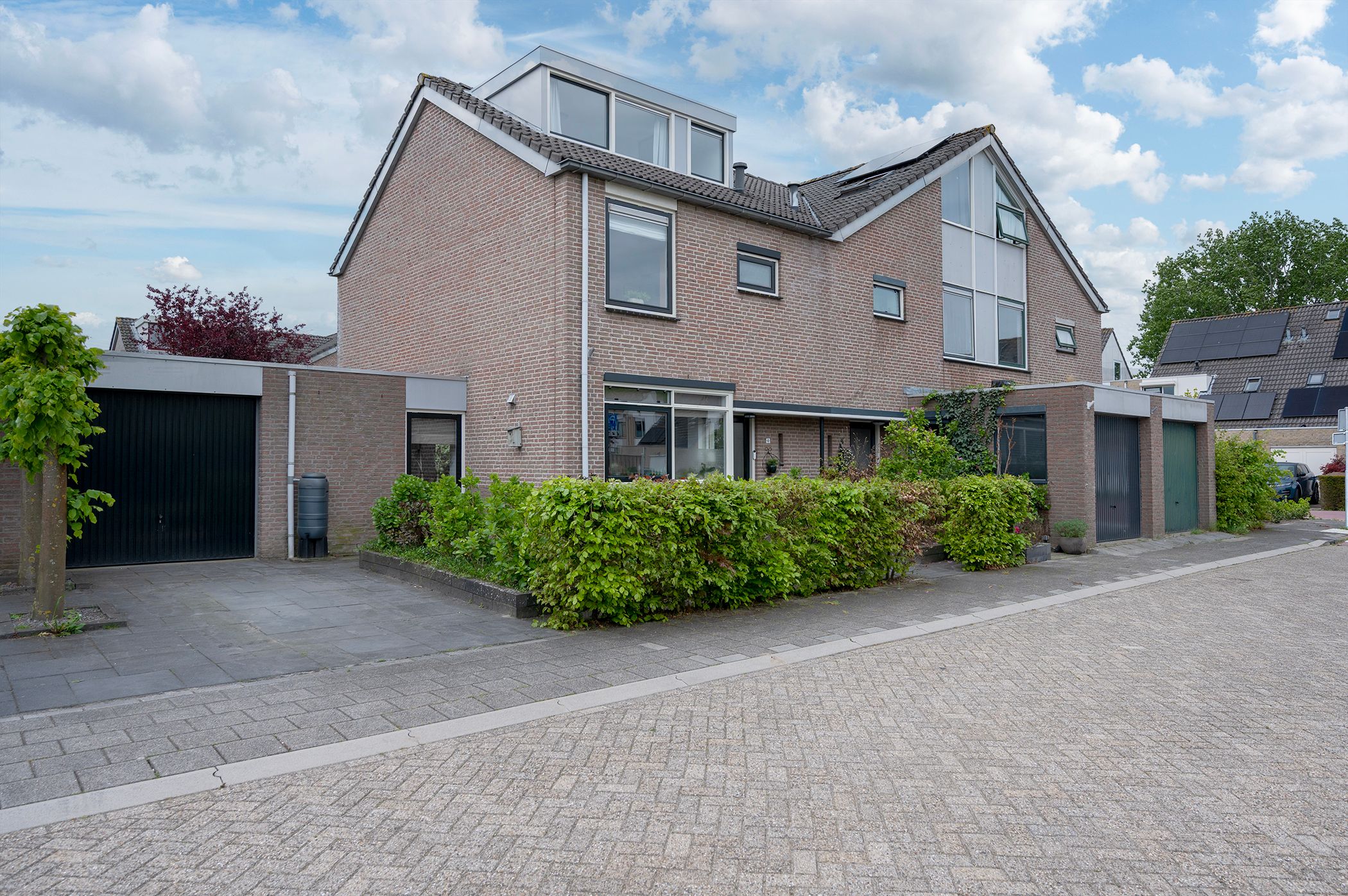 Foto van Poulencstraat 6, Almere