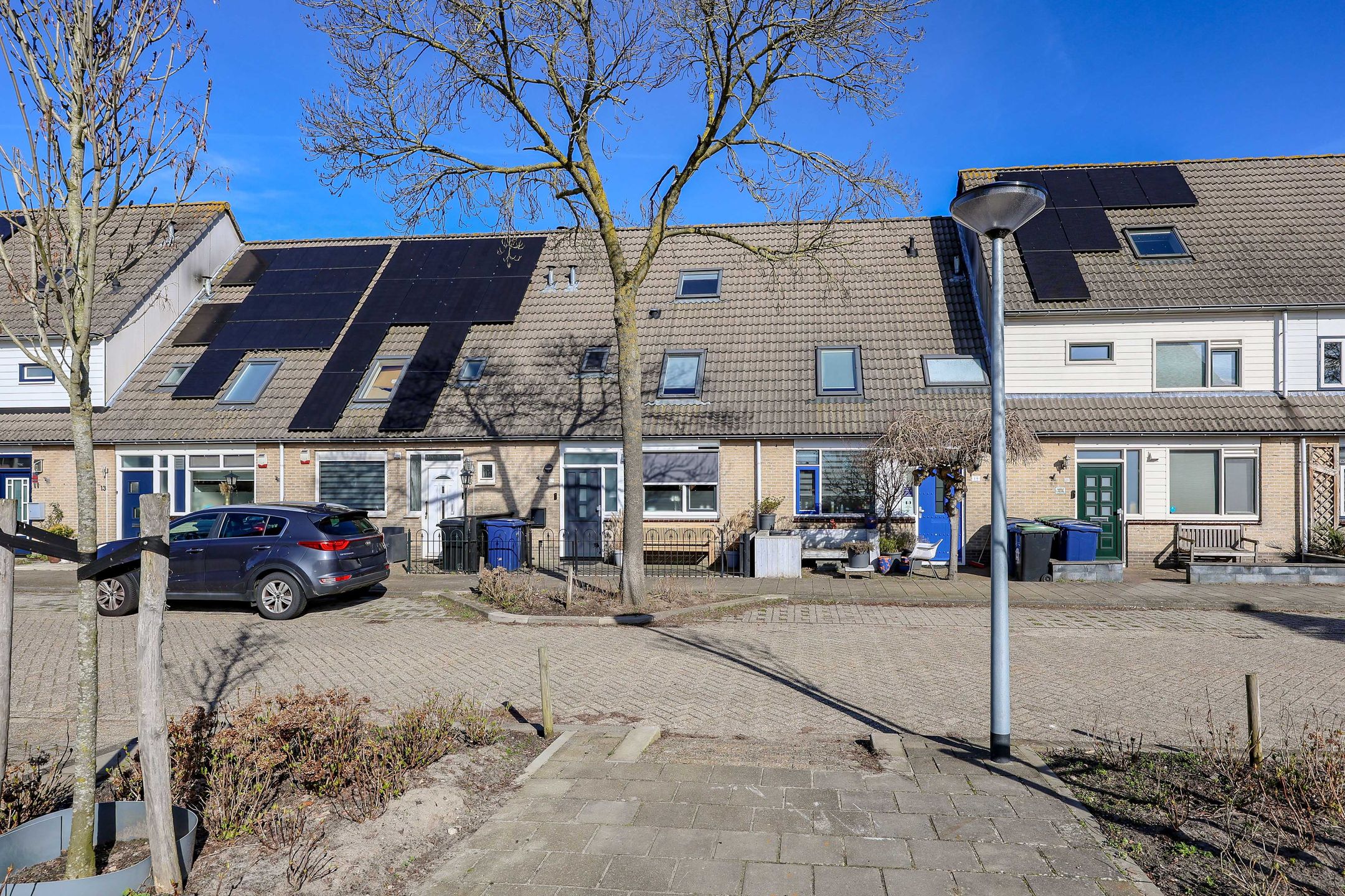 Foto van Erik Satiestraat 17, Almere
