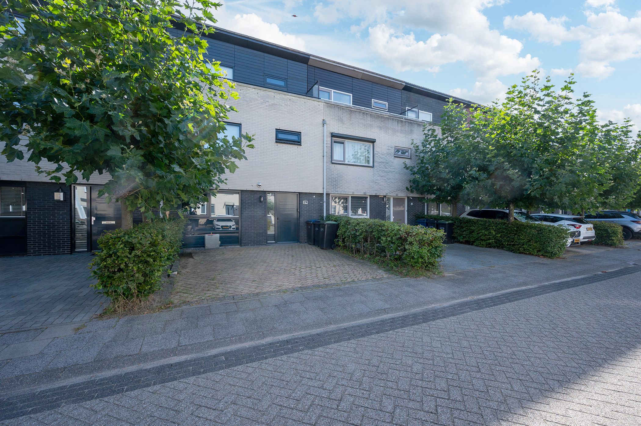Foto van Floris Versterstraat 36, Almere