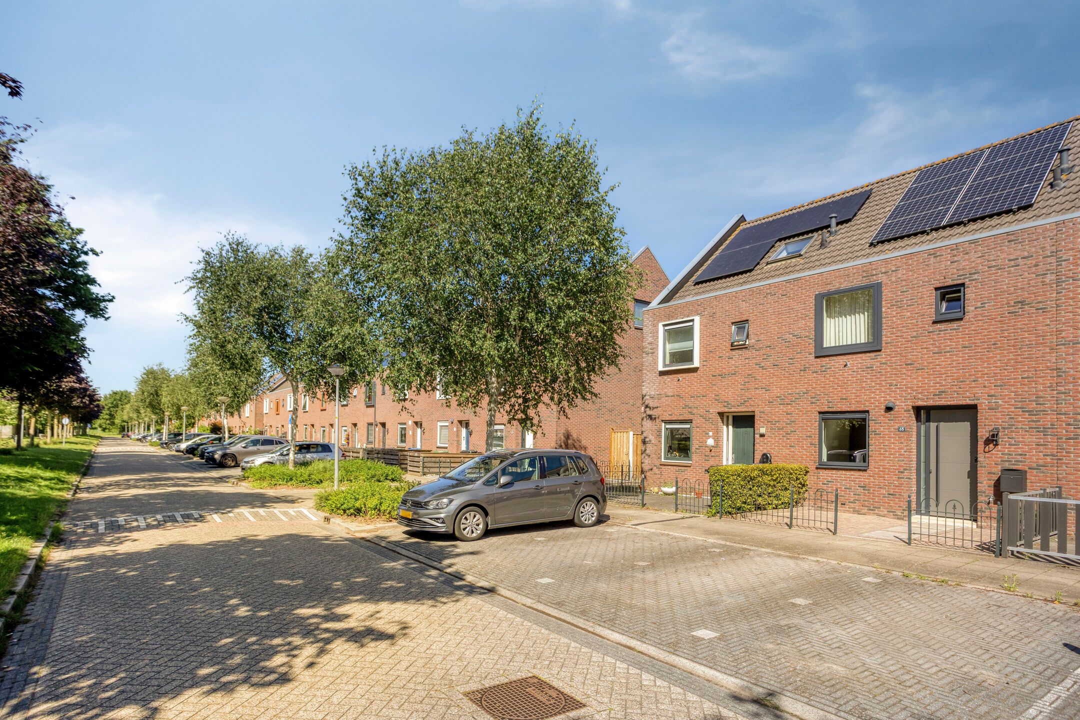 Foto van Salvador Daliplantsoen 65, Almere