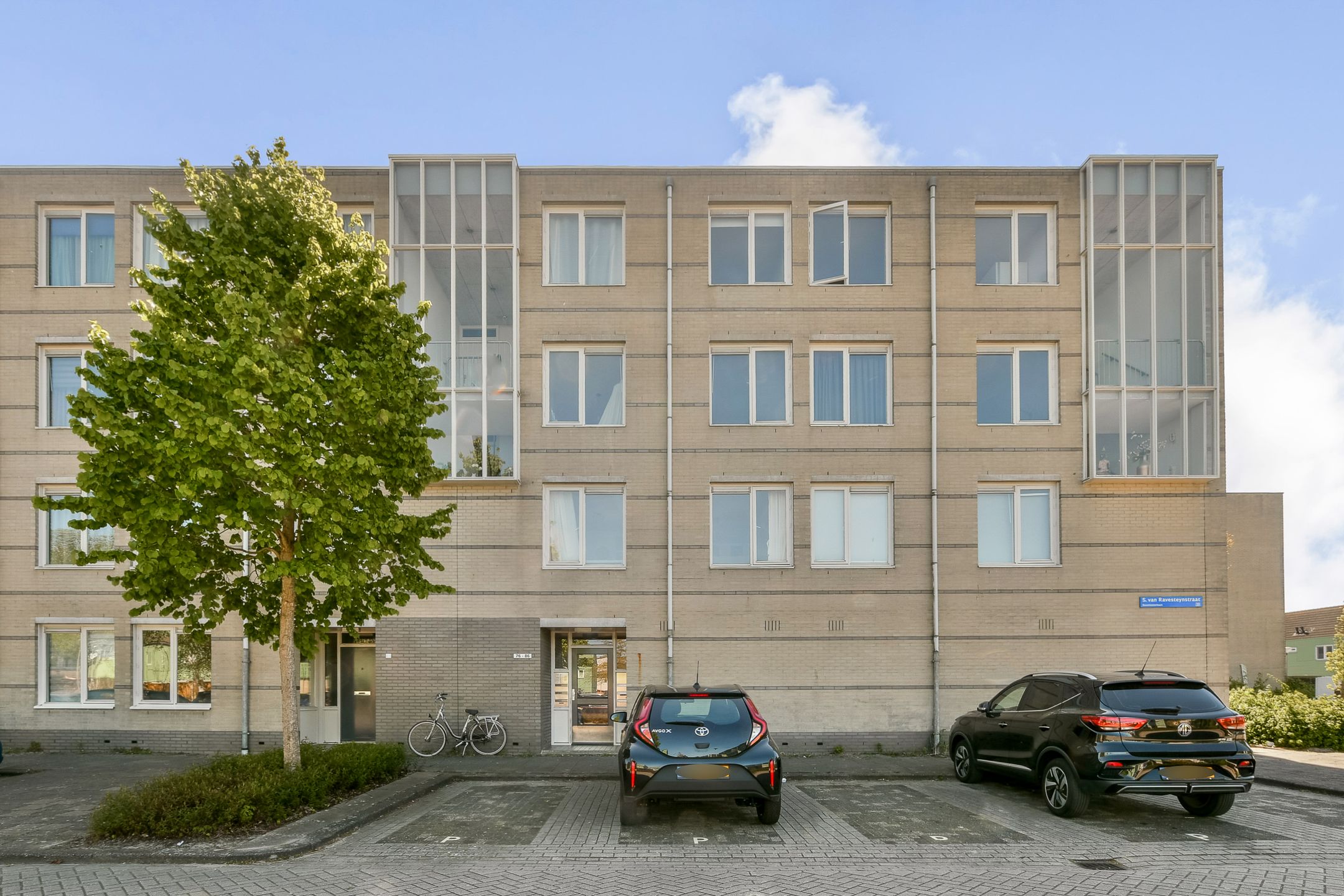 Foto van S. van Ravesteynstraat 76, Almere