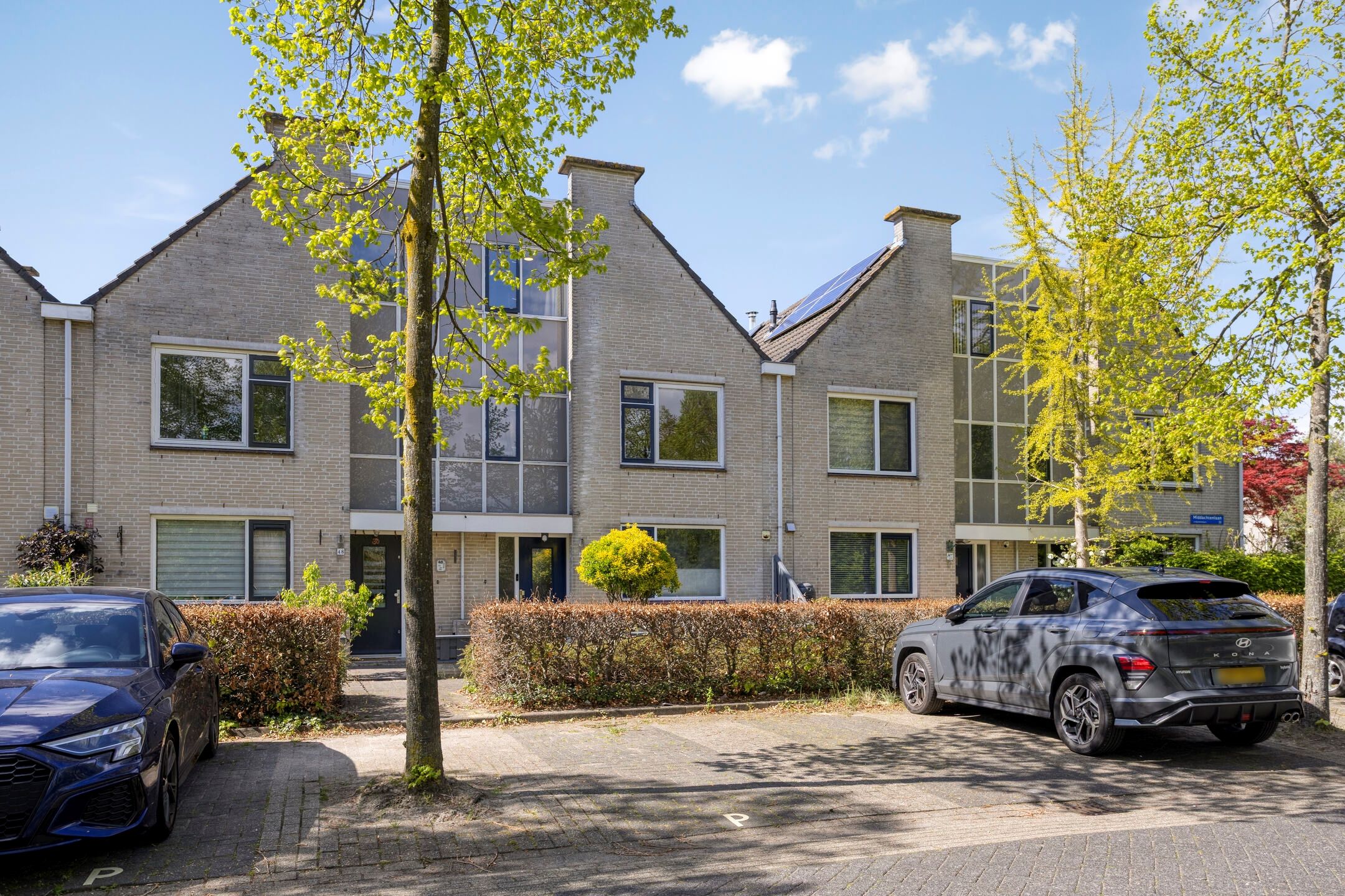 Foto van Middachtenlaan 46, Almere
