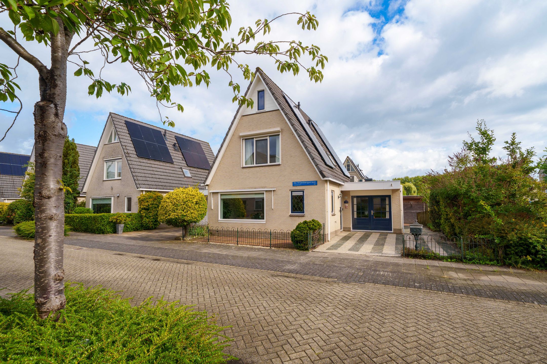 Foto van De Vrijenbergstraat 17, Almere