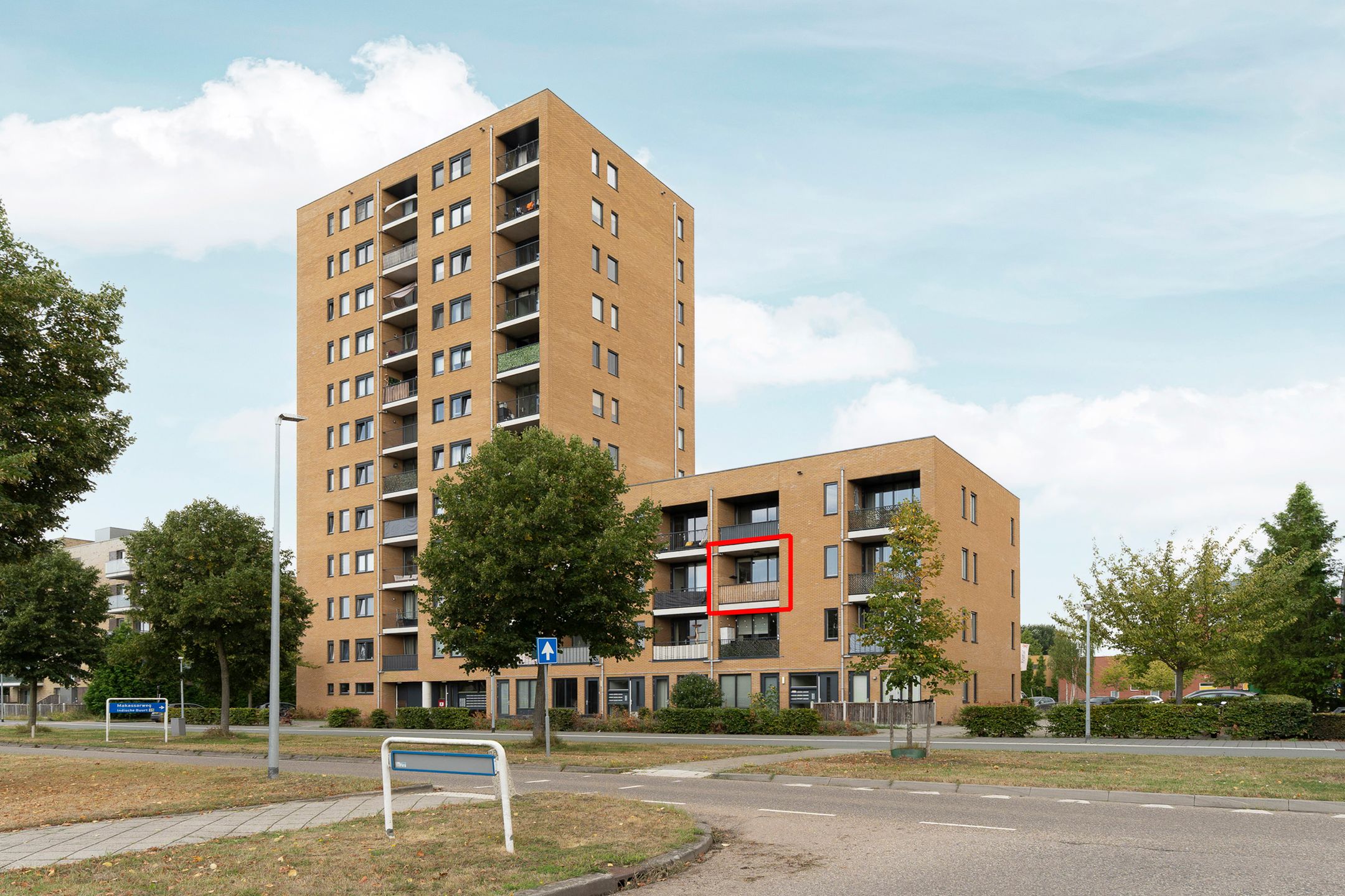 Foto van Makassarhof 10, Almere