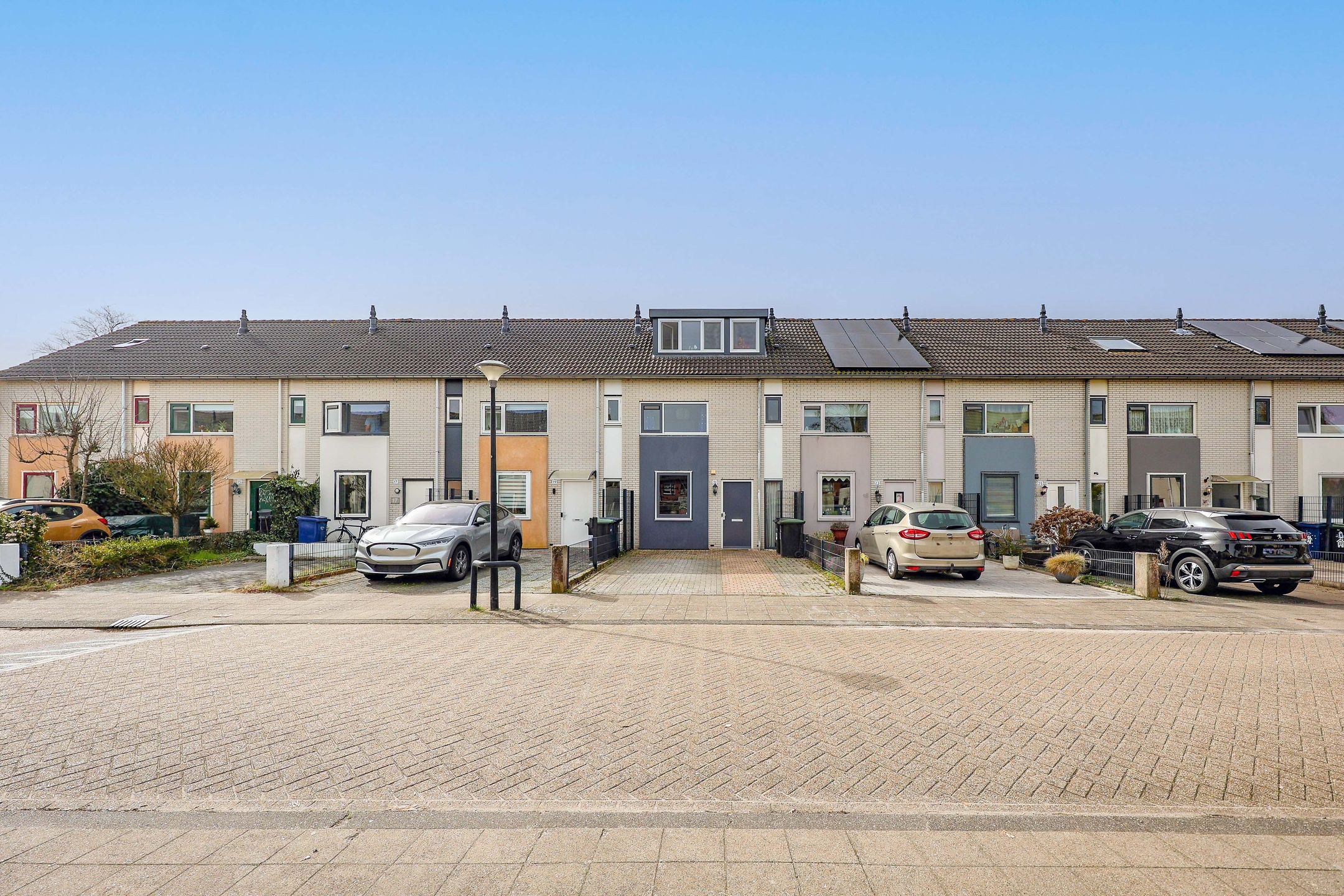 Foto van Jan Rijksenstraat 21, Almere