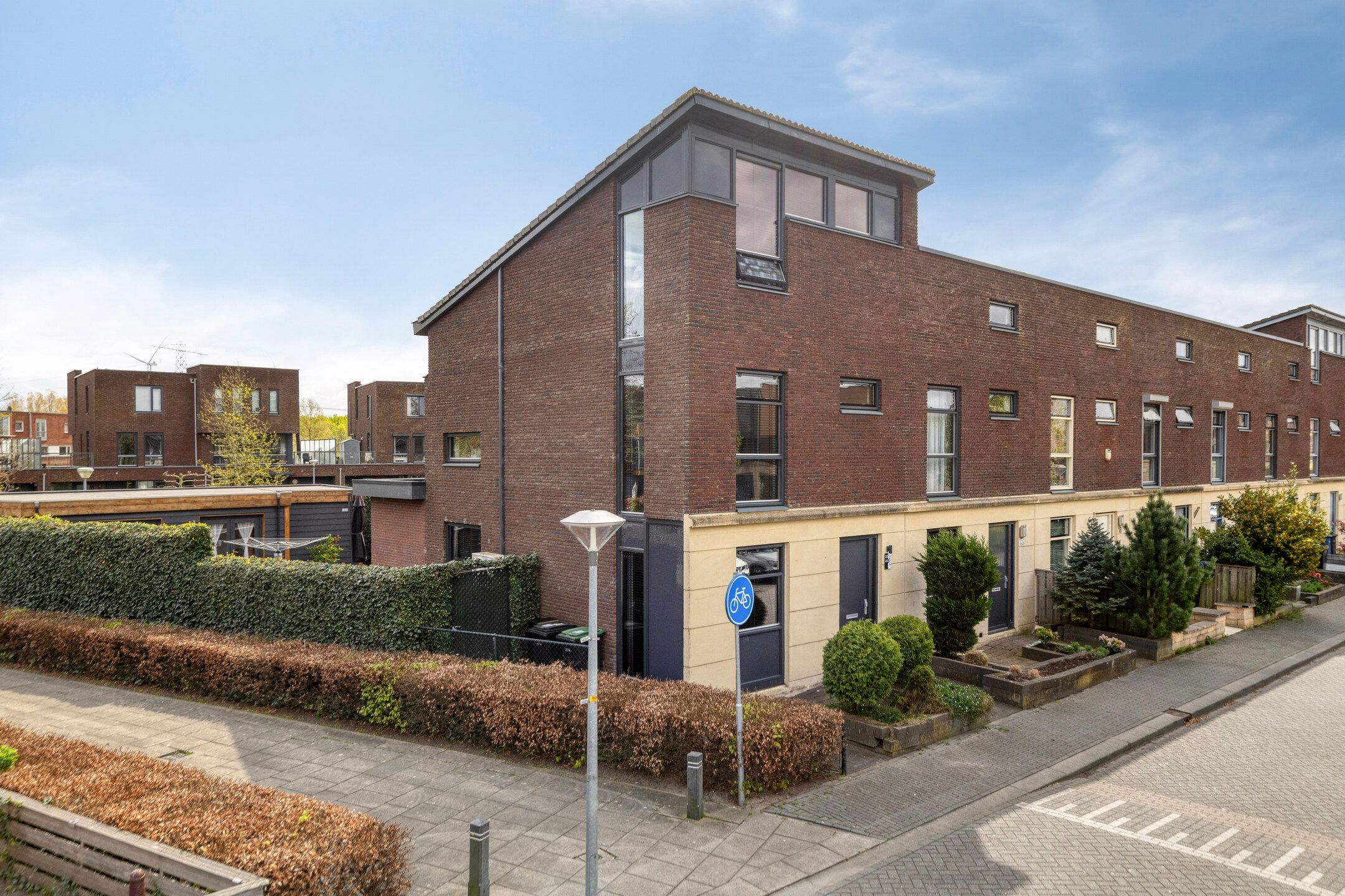 Foto van Lucky Lukestraat 22, Almere