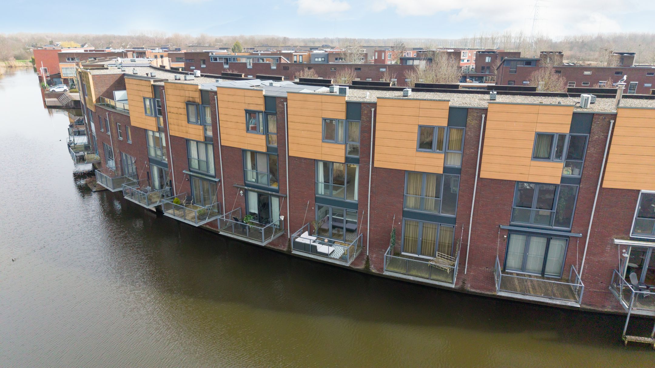 Foto van Lucky Lukestraat 63, Almere