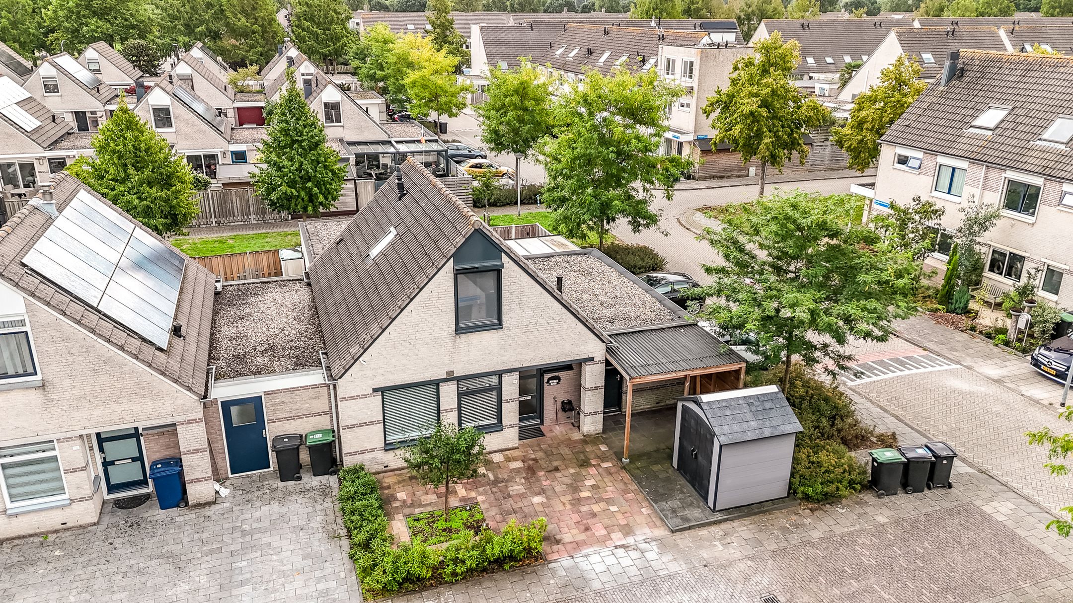 Foto van Kamperfoeliestraat 18, Almere