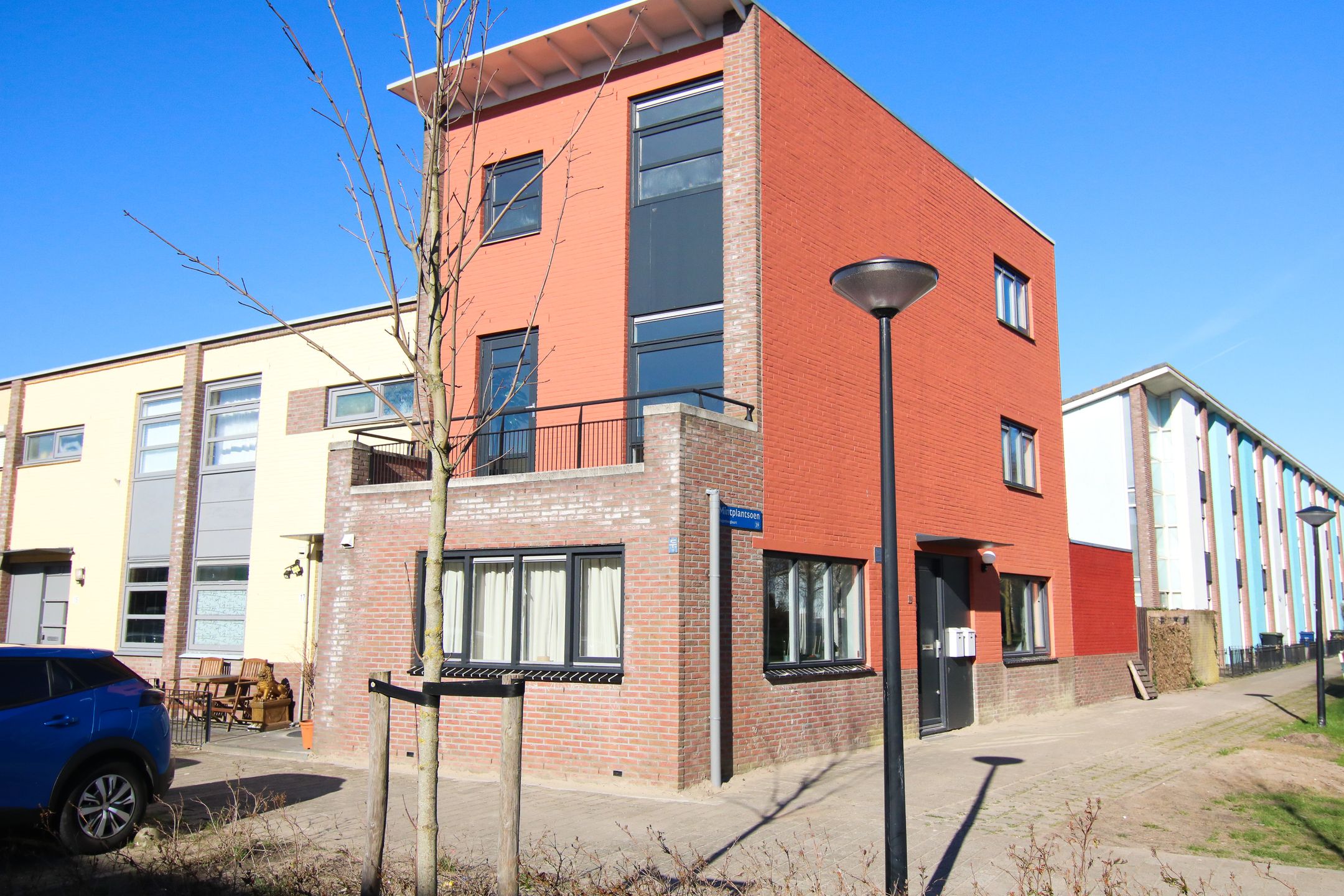 Foto van Mintplantsoen 60, Almere