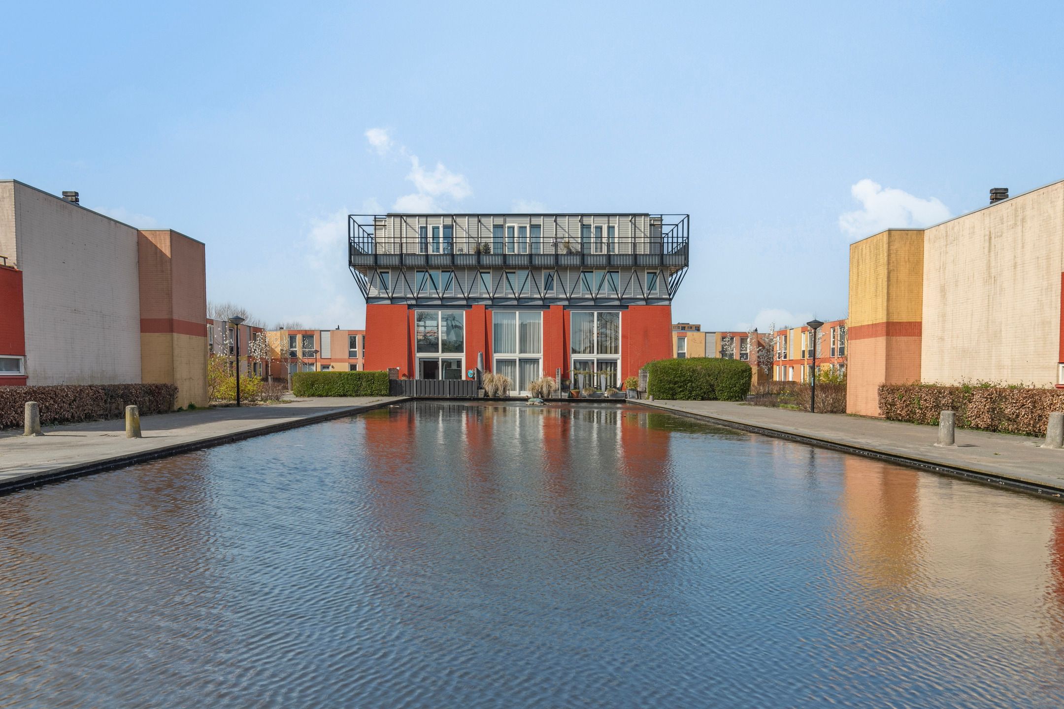 Foto van Hennahof 38, Almere