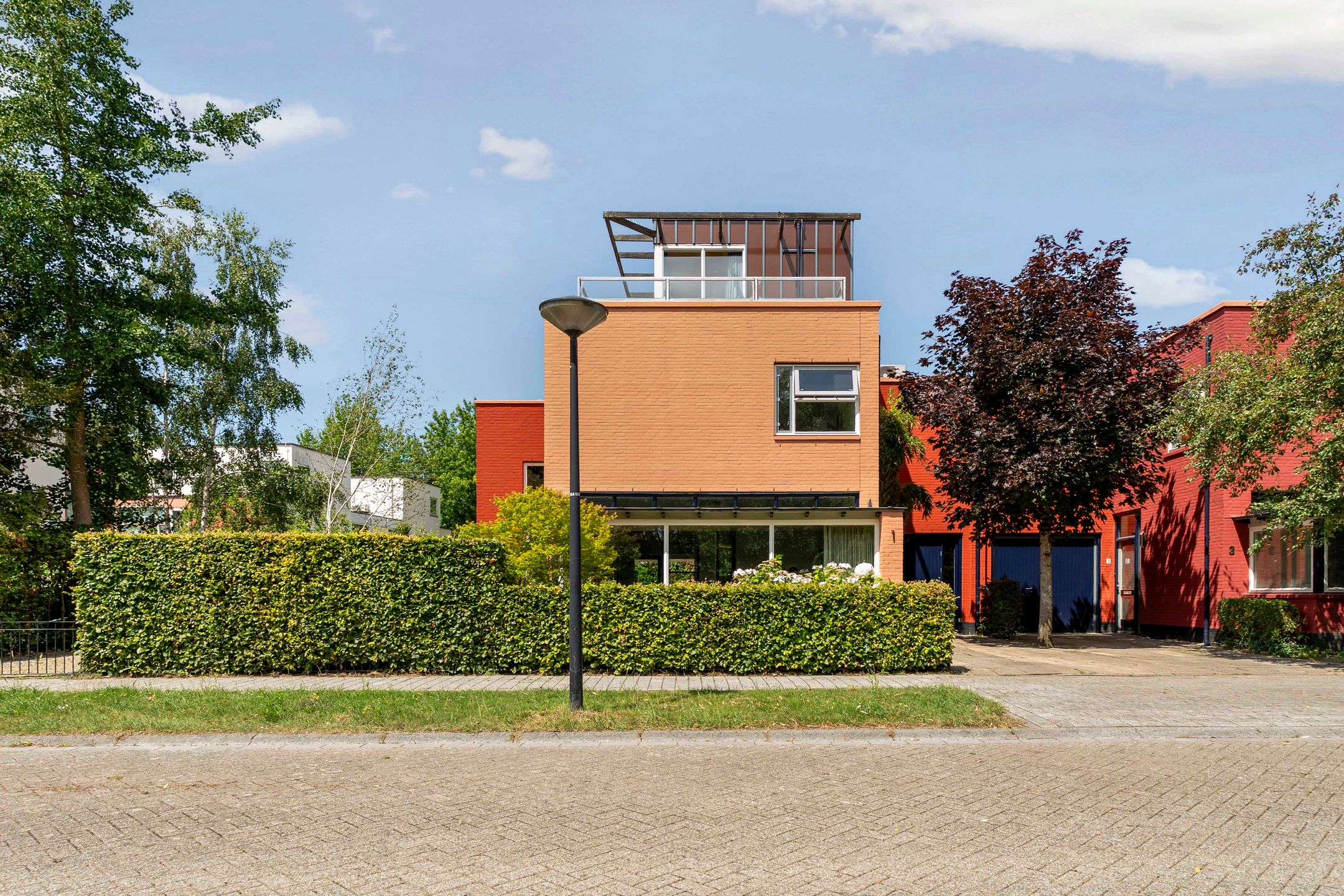 Foto van Robijnplantsoen 1, Almere