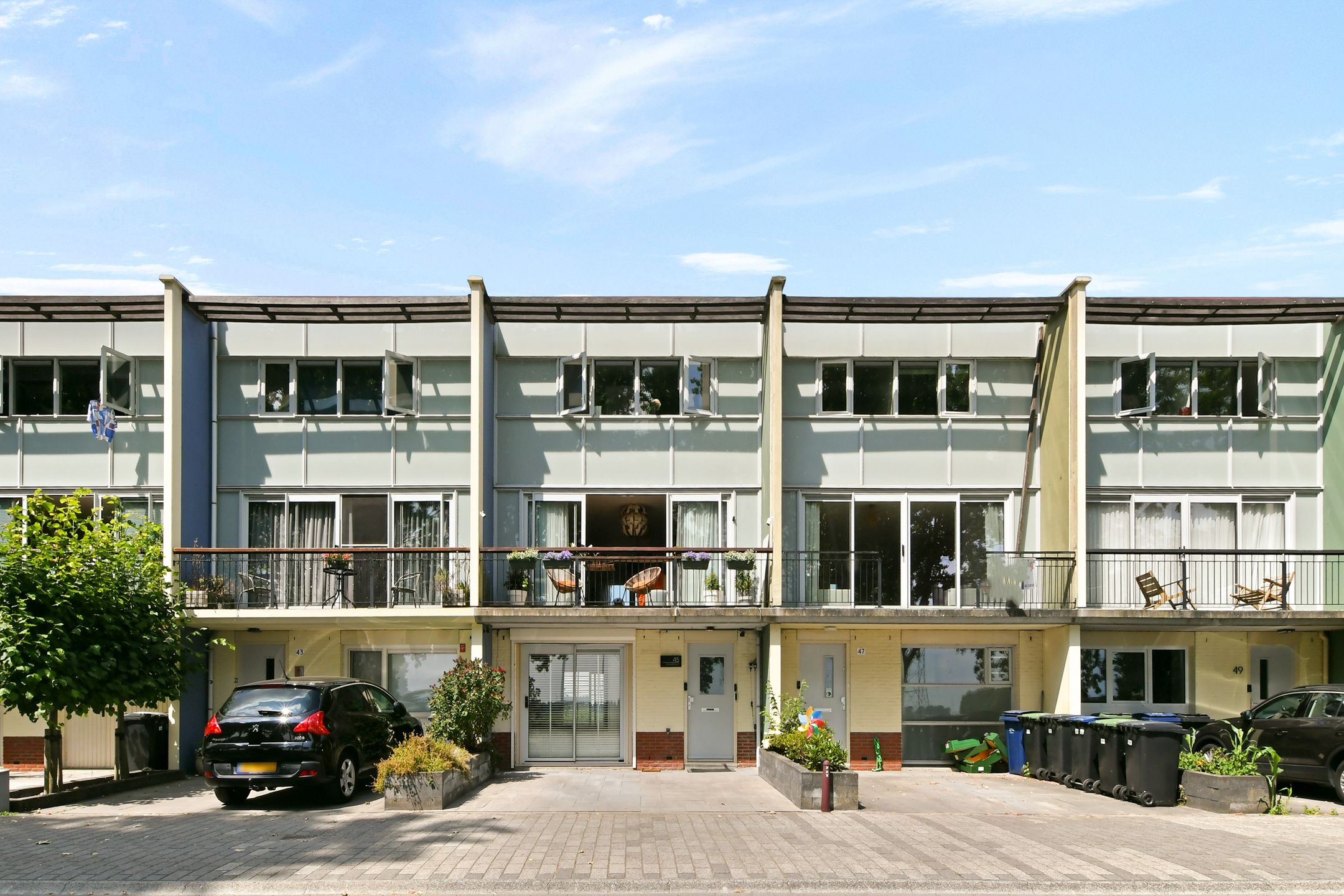 Foto van Albaststraat 45, Almere