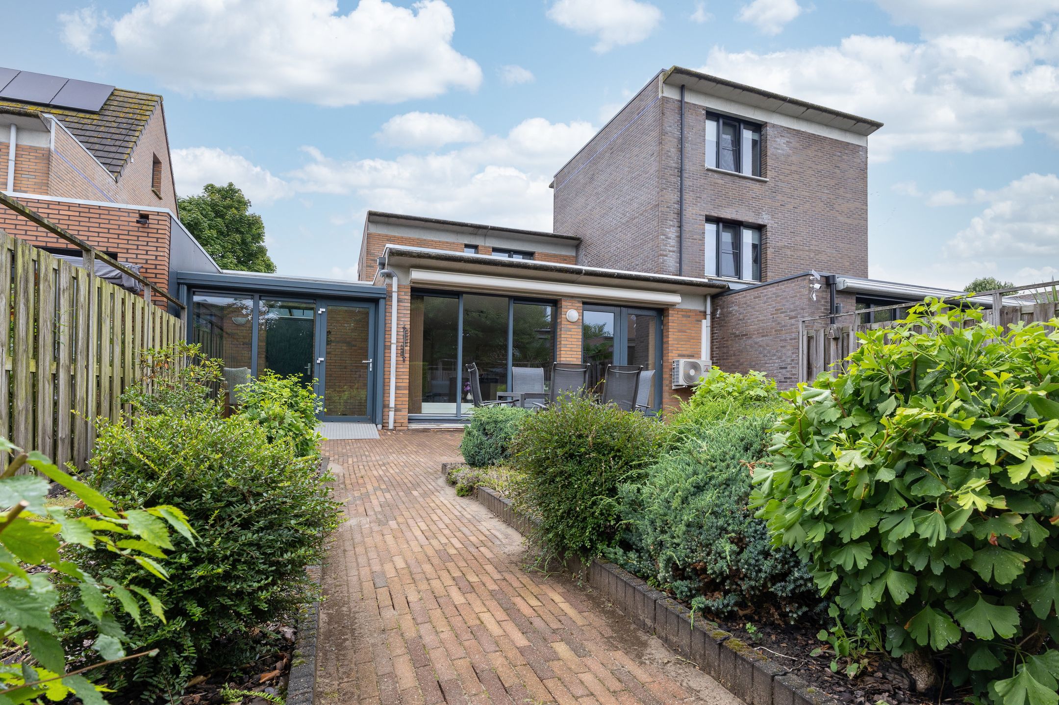 Foto van Antiguastraat 33, Almere