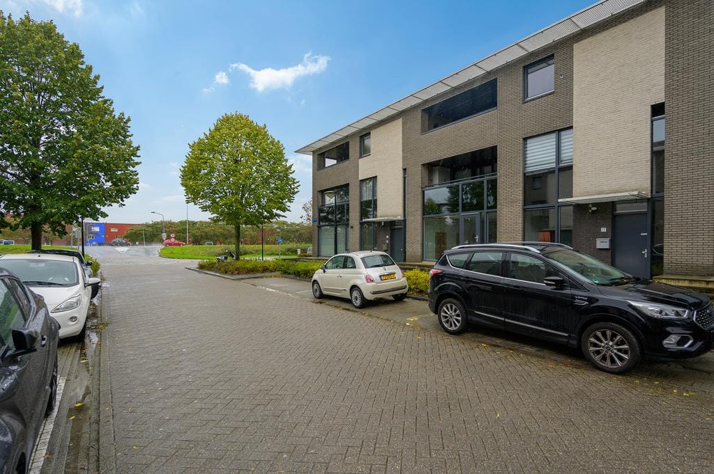 Foto van Azorenweg 11, Almere