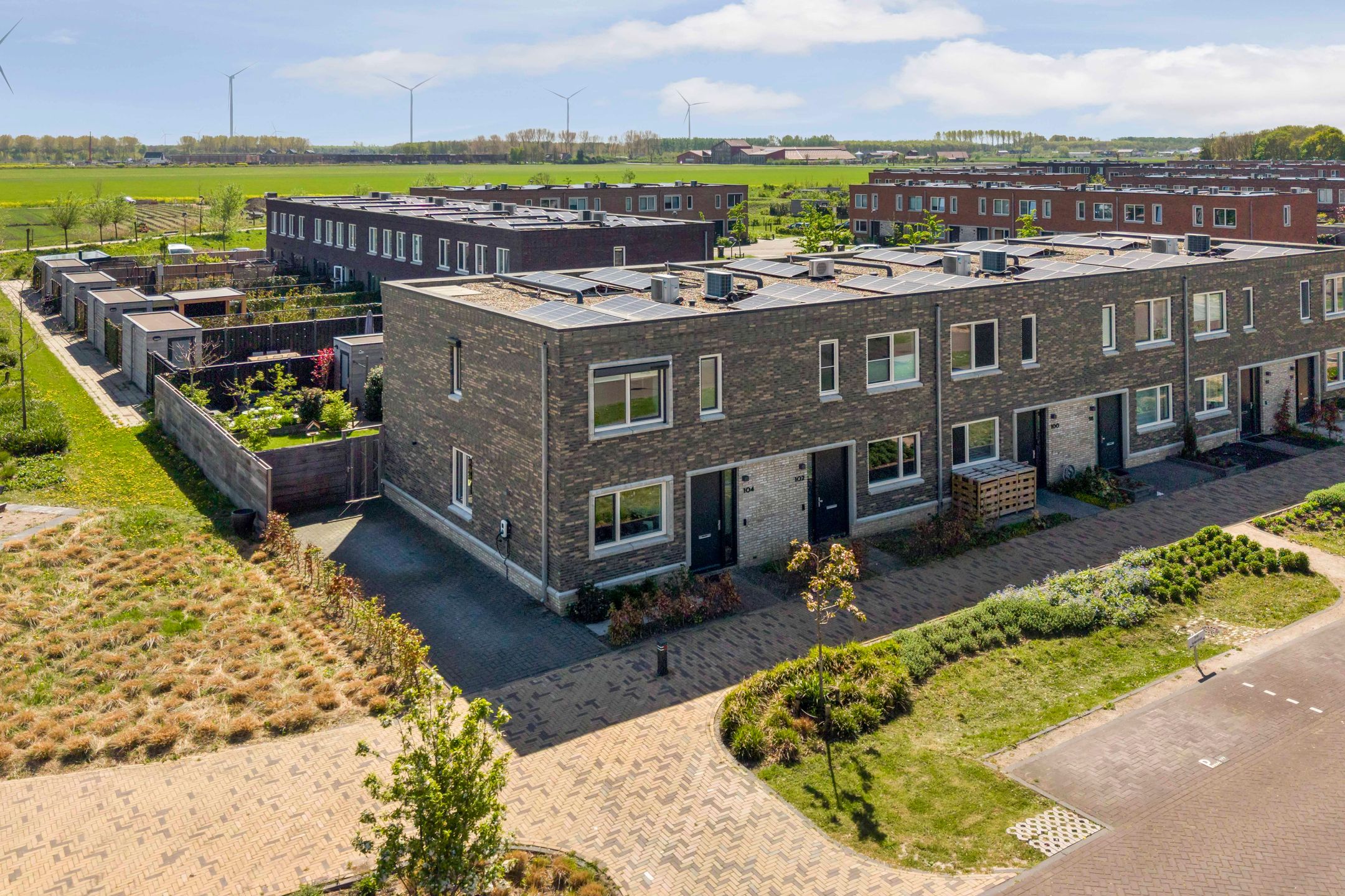 Foto van Anna Maria van Schurmanlaan 104, Almere