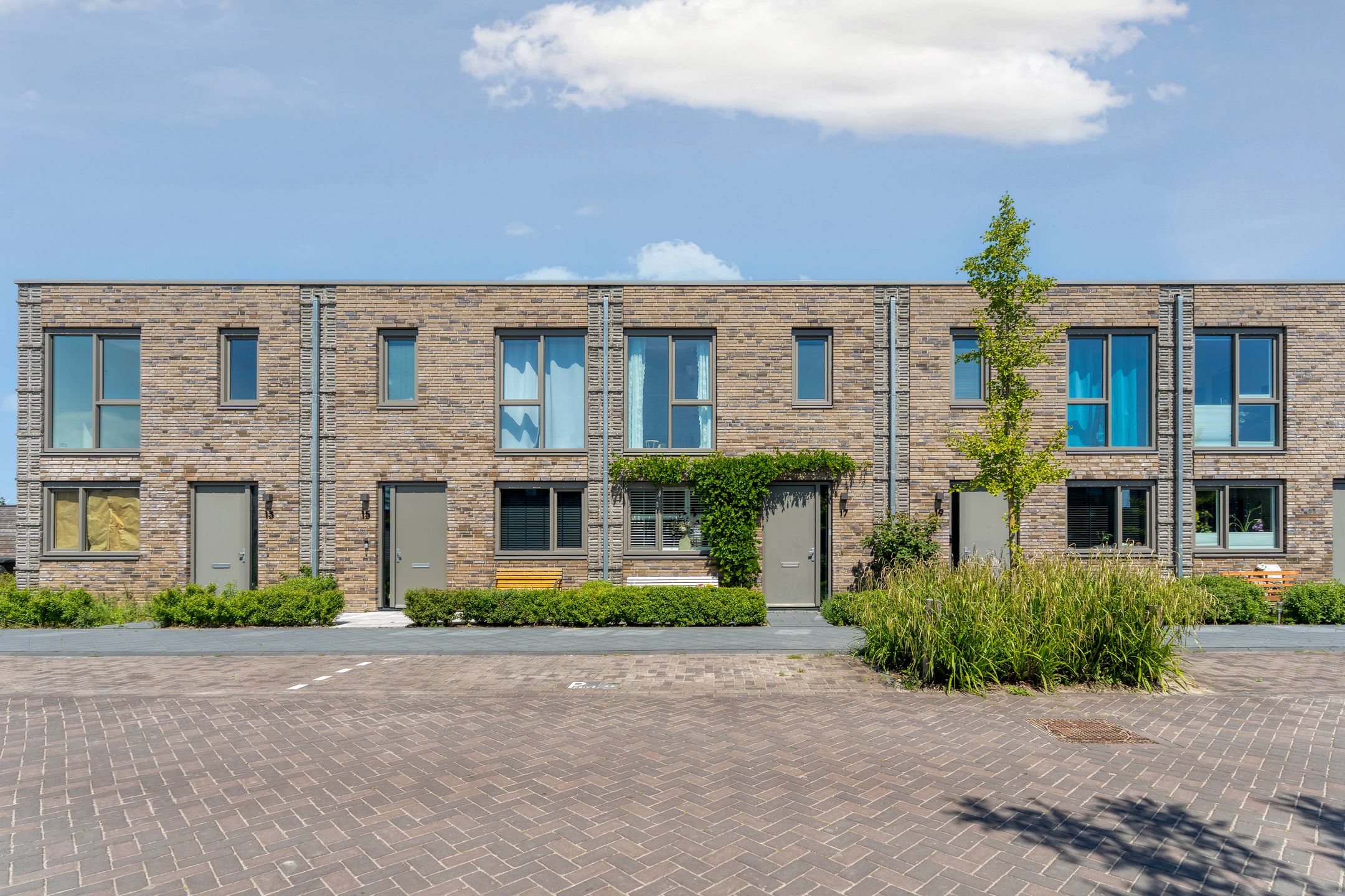Foto van Elizabeth Anscombestraat 17, Almere
