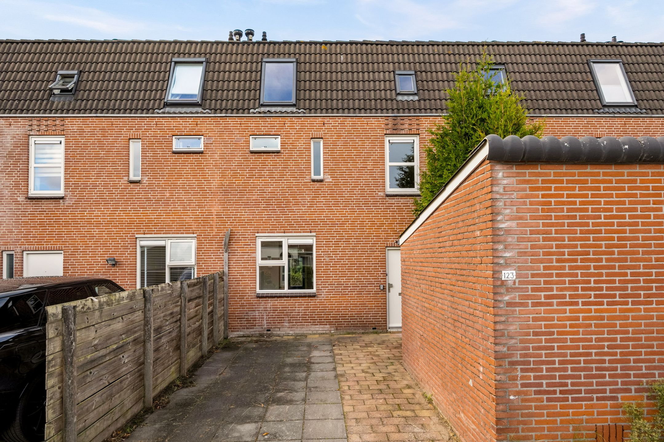 Foto van Keiwierde 123, Almere