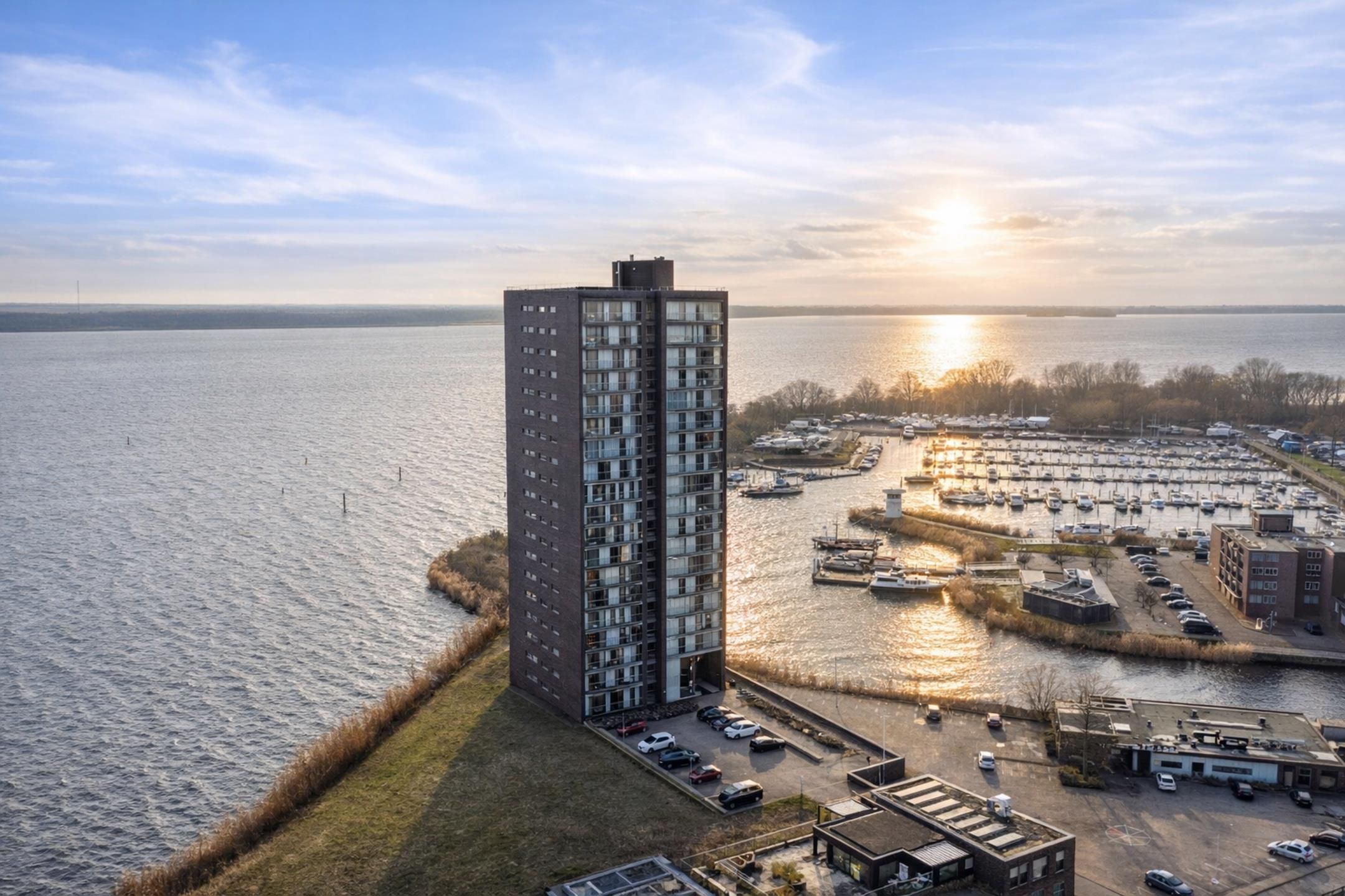 Foto van Veerkade 48, Almere