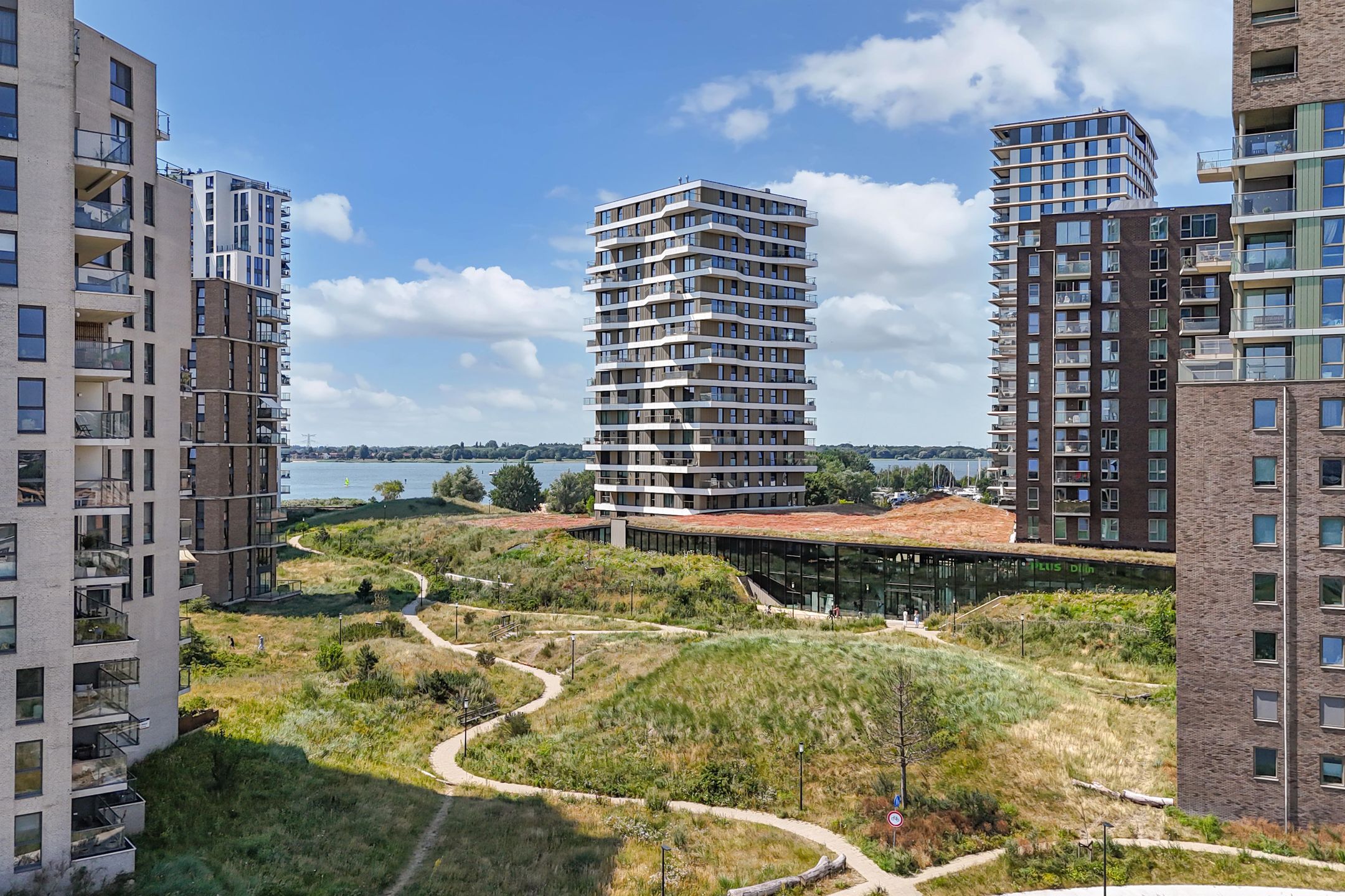 Foto van Zeeduinweg 618, Almere