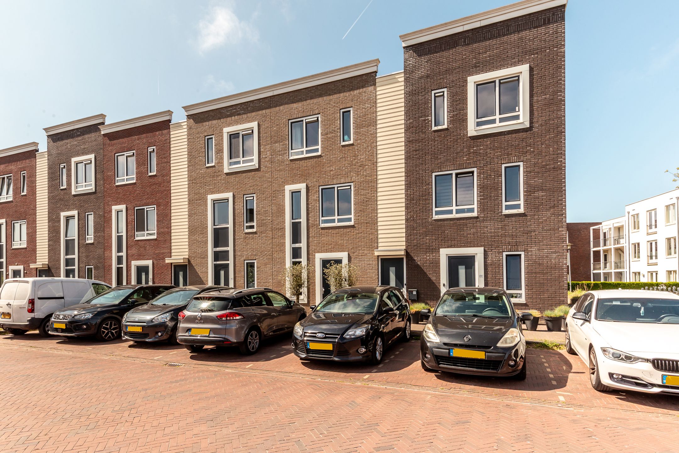 Foto van Slowakijeplaats 20, Almere