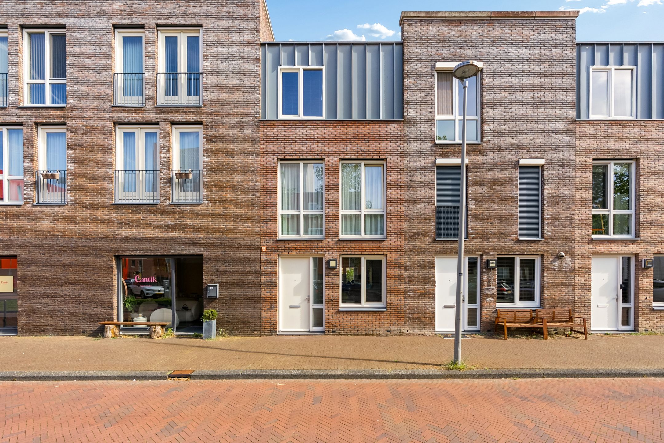 Foto van Beneluxlaan 610, Almere