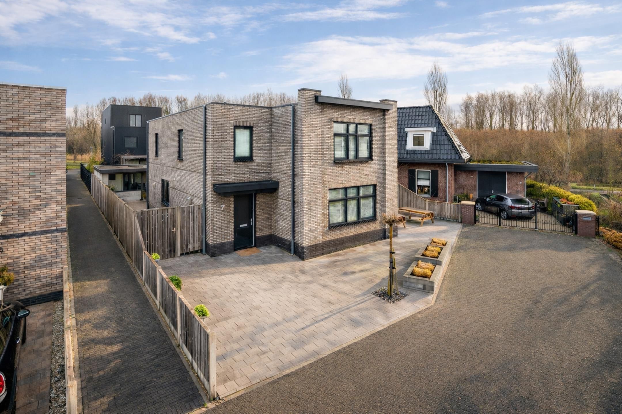 Foto van Anzarstraat 7, Almere