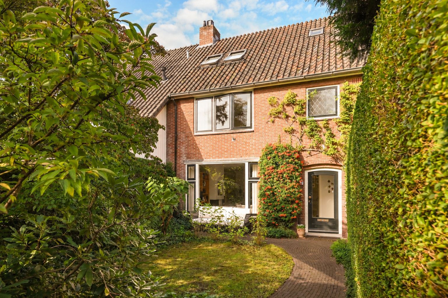 Foto van Heuvellaan 8A, Bussum