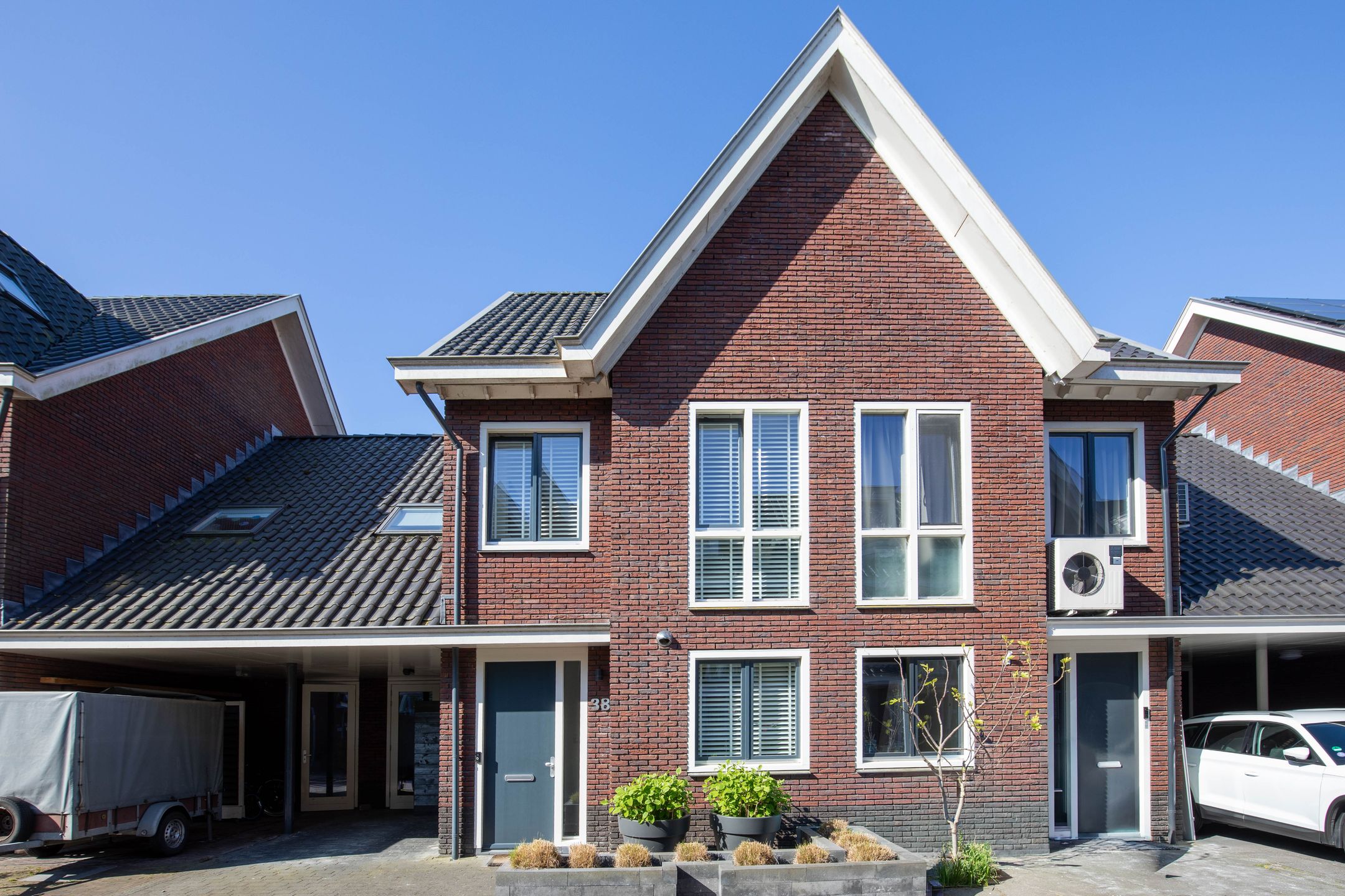 Foto van Rechtsbuitenstraat 38, Kudelstaart