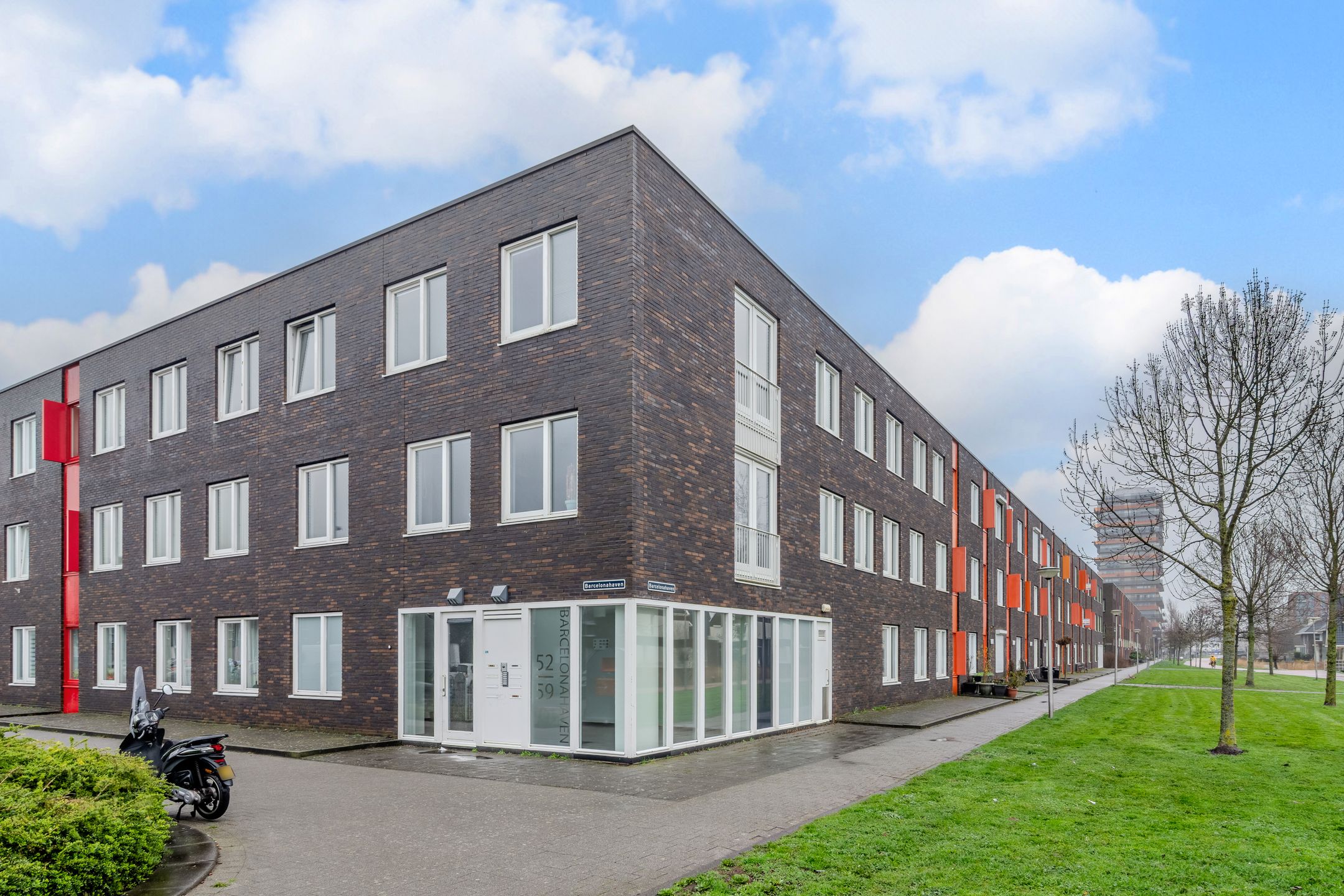 Foto van Barcelonahaven 55, Purmerend
